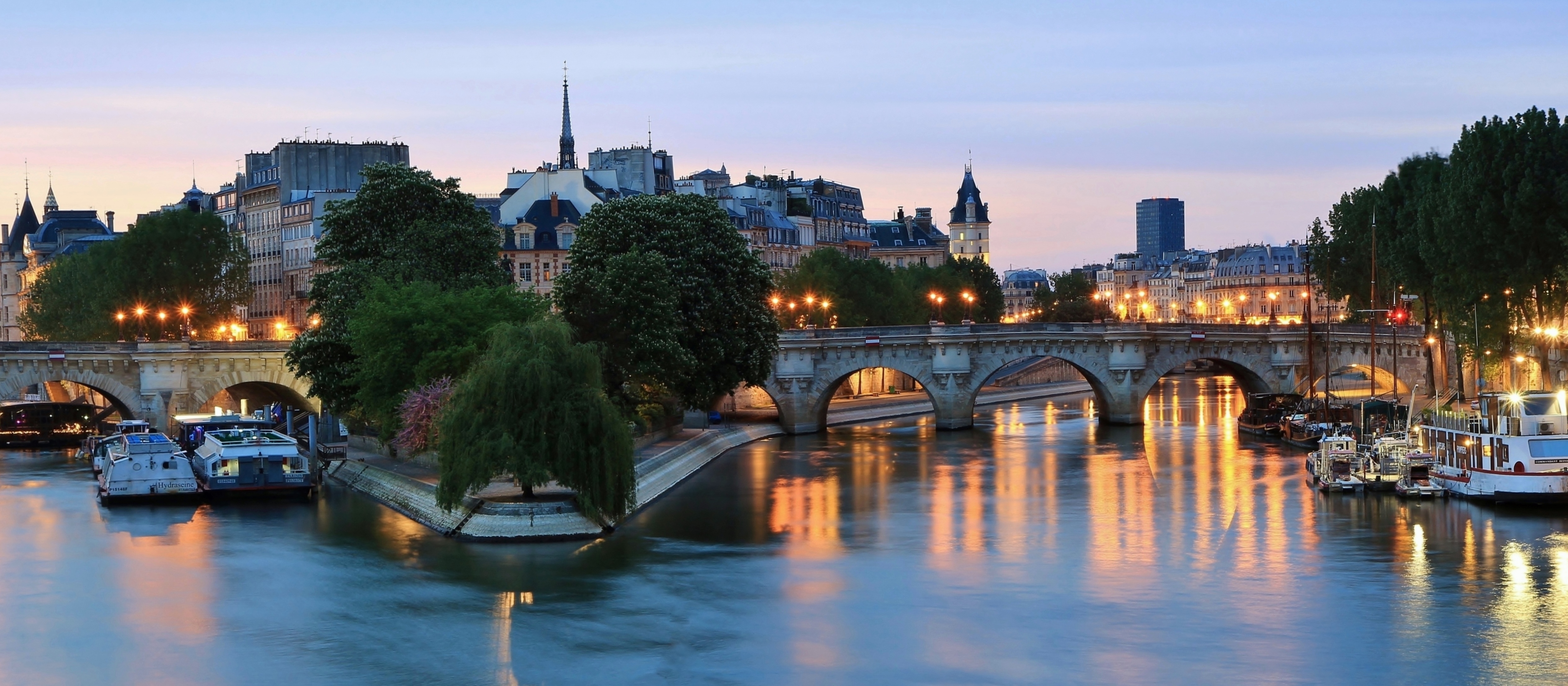 Wallpapers panorama city FRANCE on the desktop