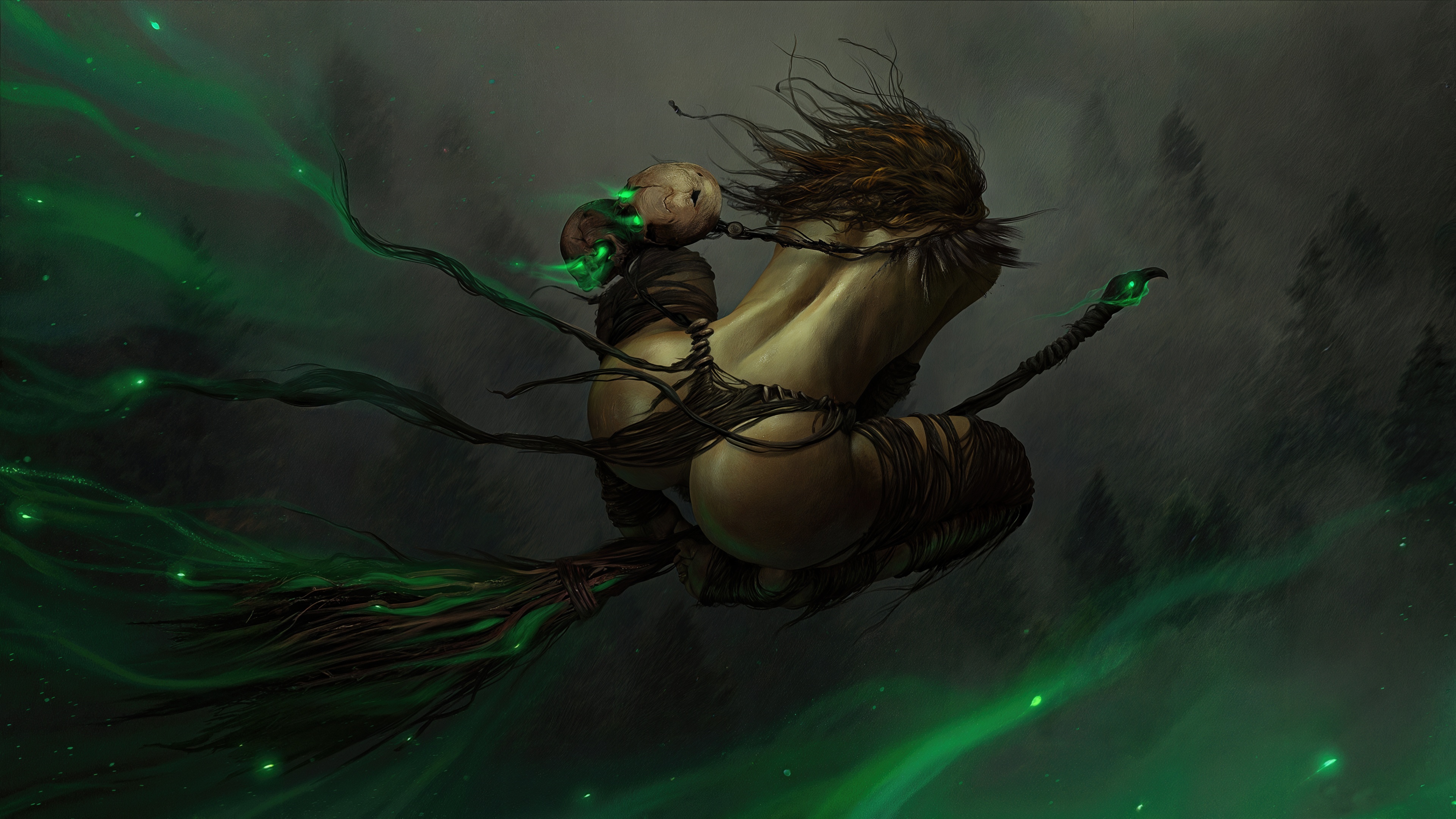 Бесплатное фото Ведьма, окутанная мистической зеленью, летит на метле с черепами-оберегами.