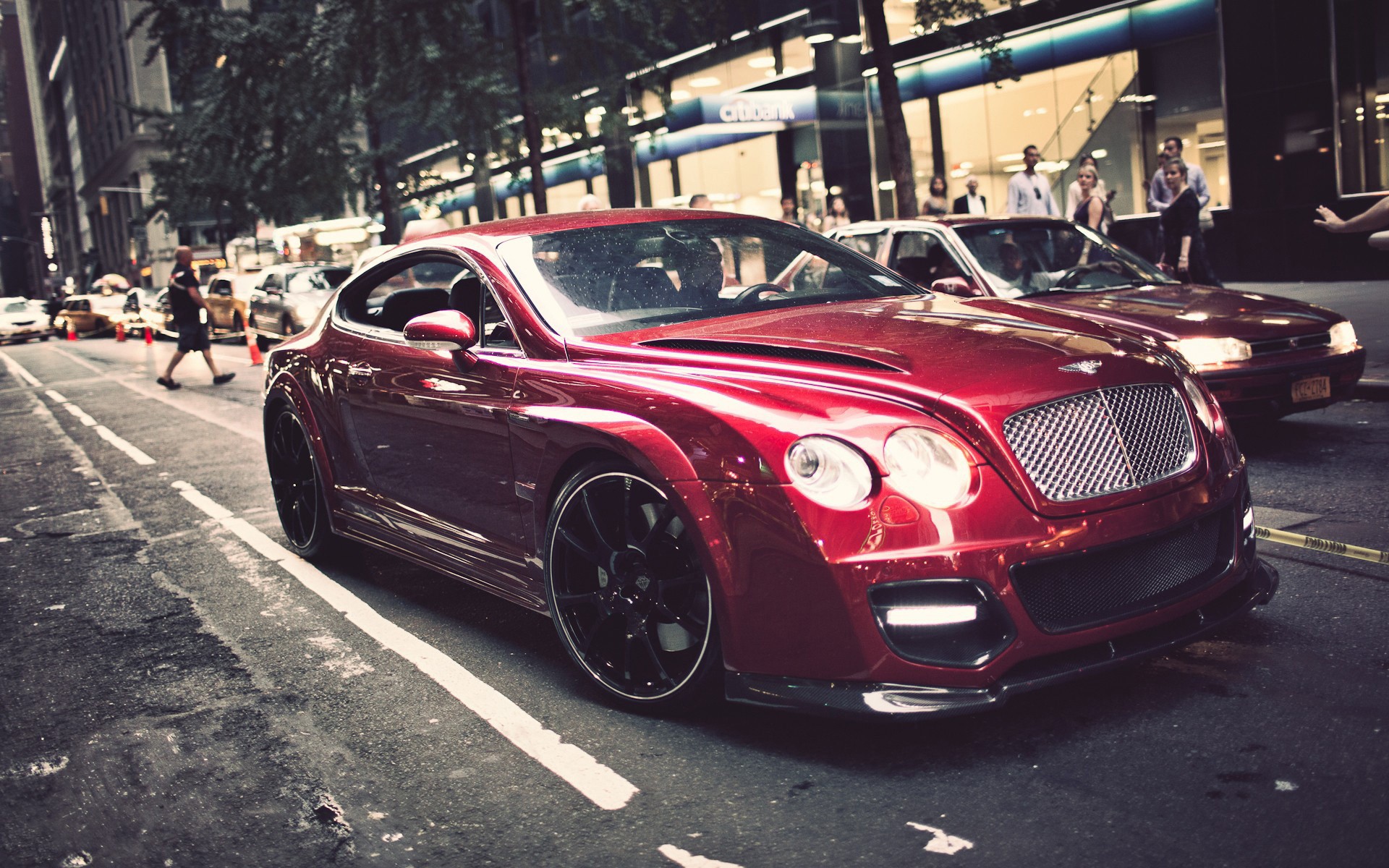 Wallpapers Bentley Continental GTC Bentley city car on the desktop