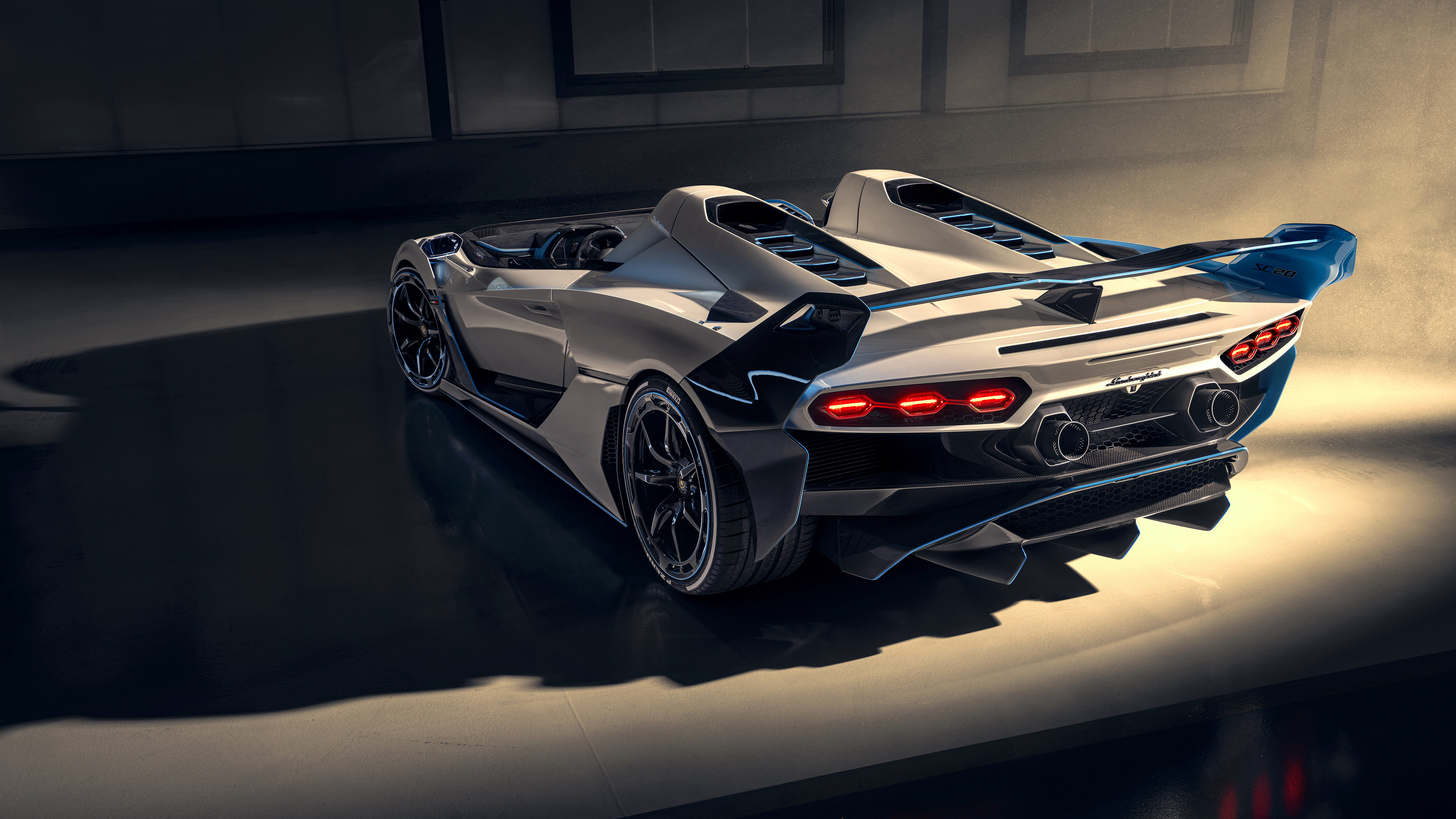 Free photo Rear of lamborghini sc20 for computer