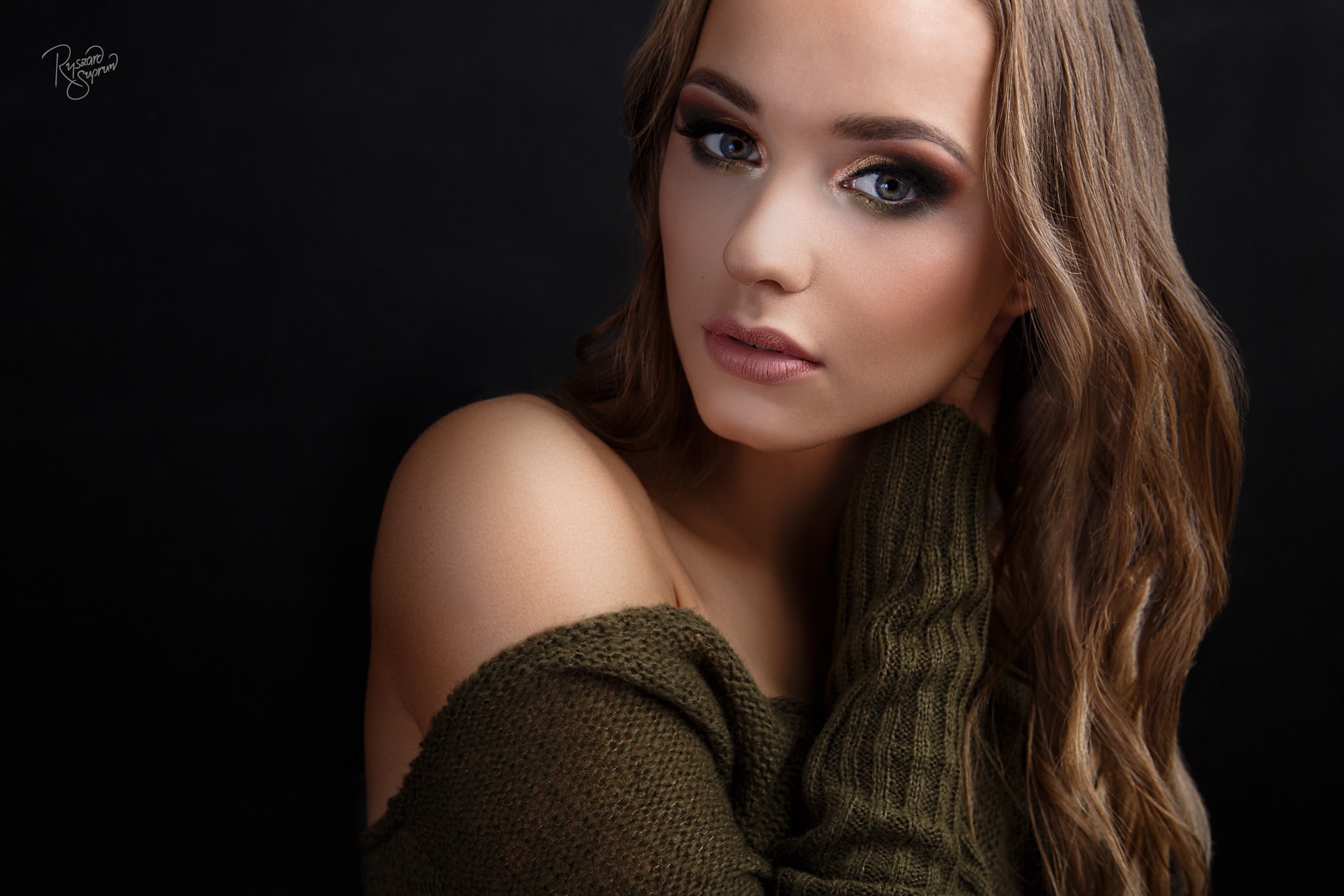 Обои певица портрет блондинка на рабочий стол