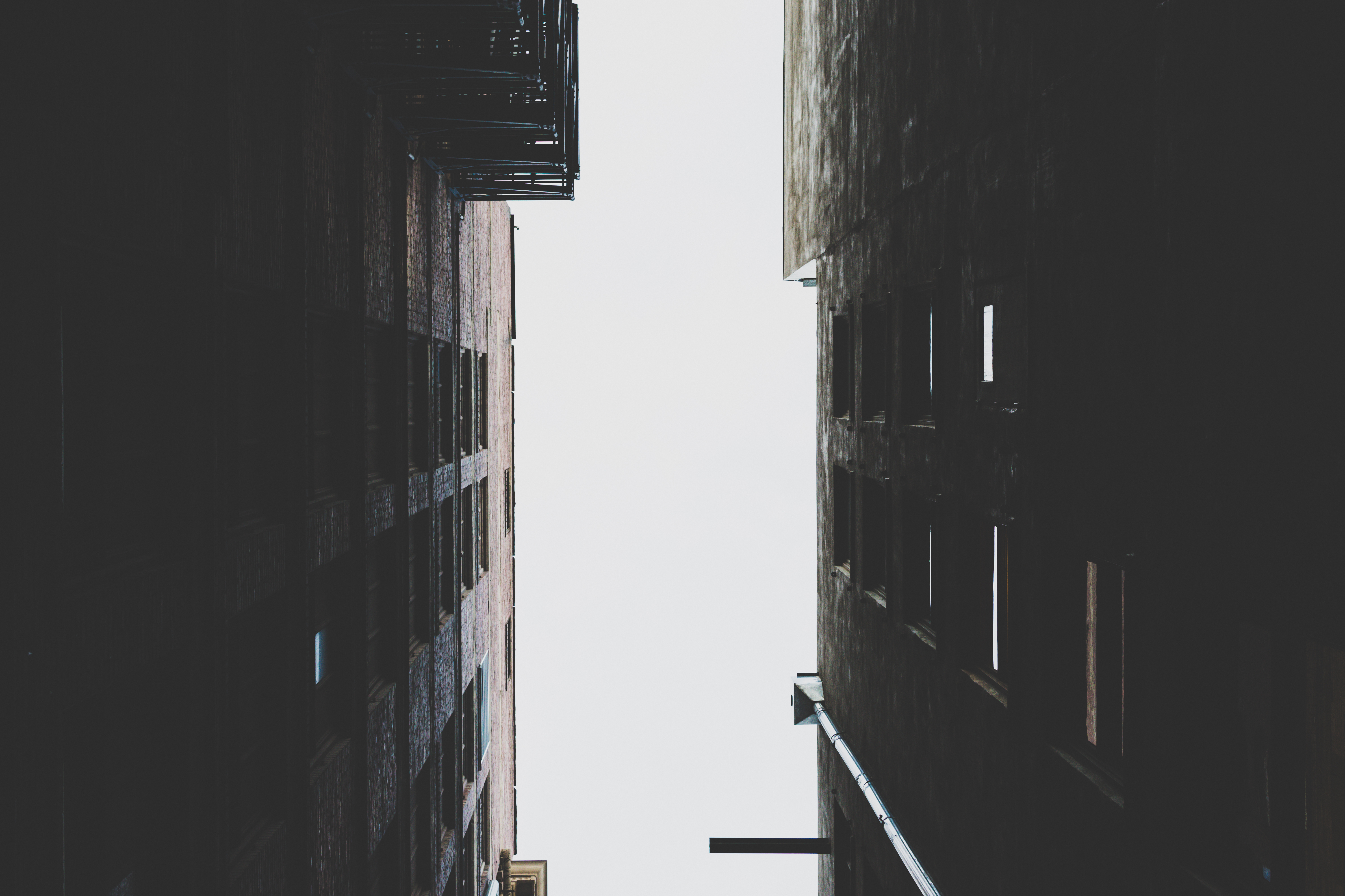 桌面上的壁纸轻 黑白 建筑学