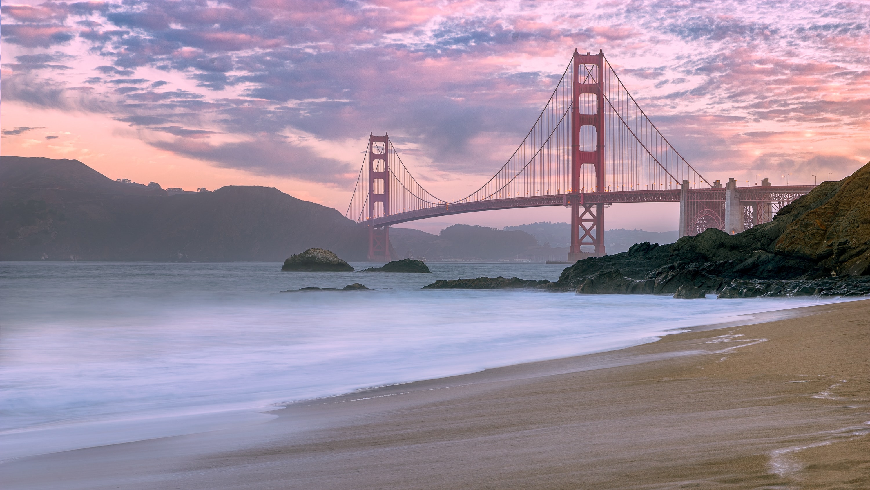 Golden Gate Bridge in the evening