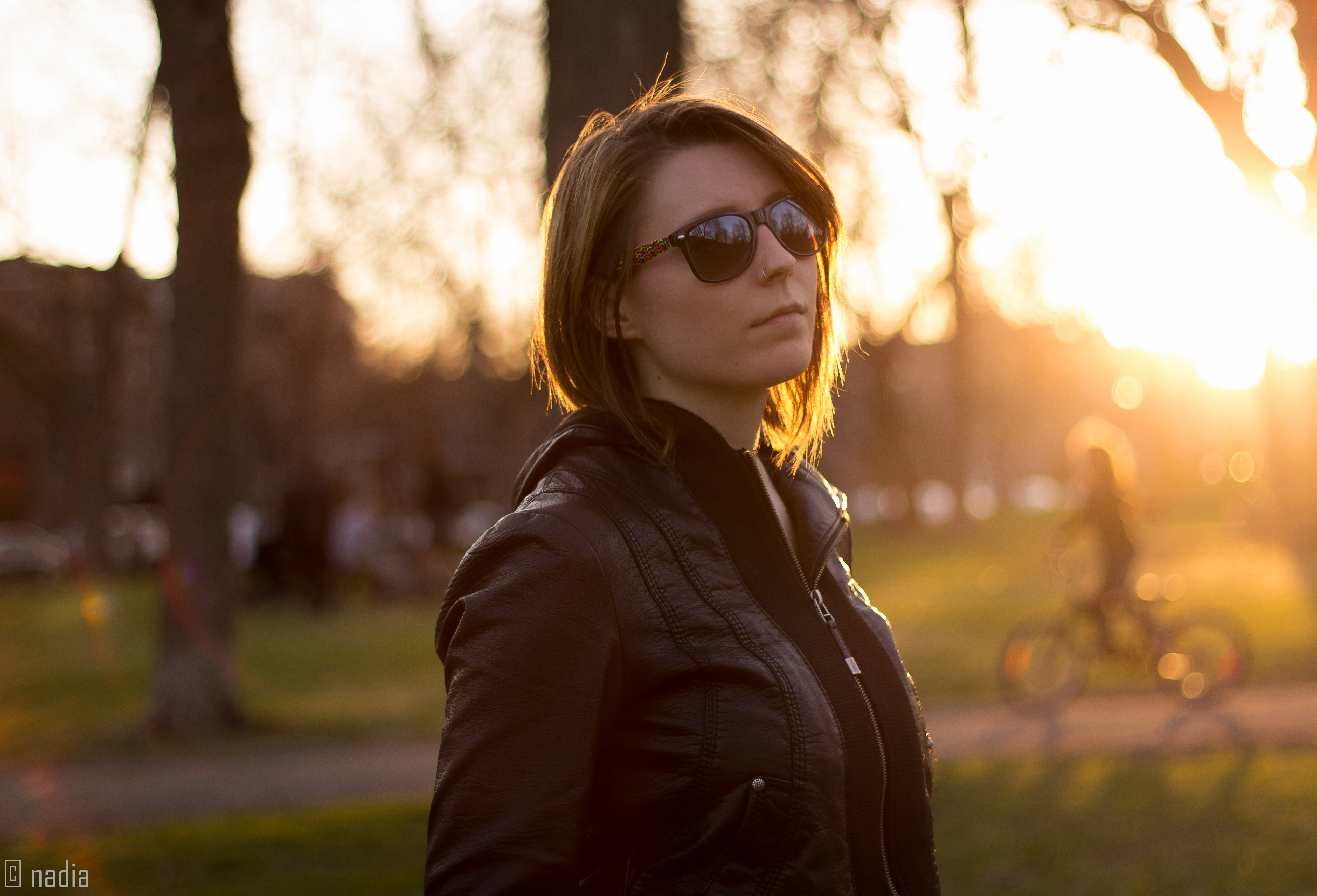 Обои солнечный свет портрет закат на рабочий стол