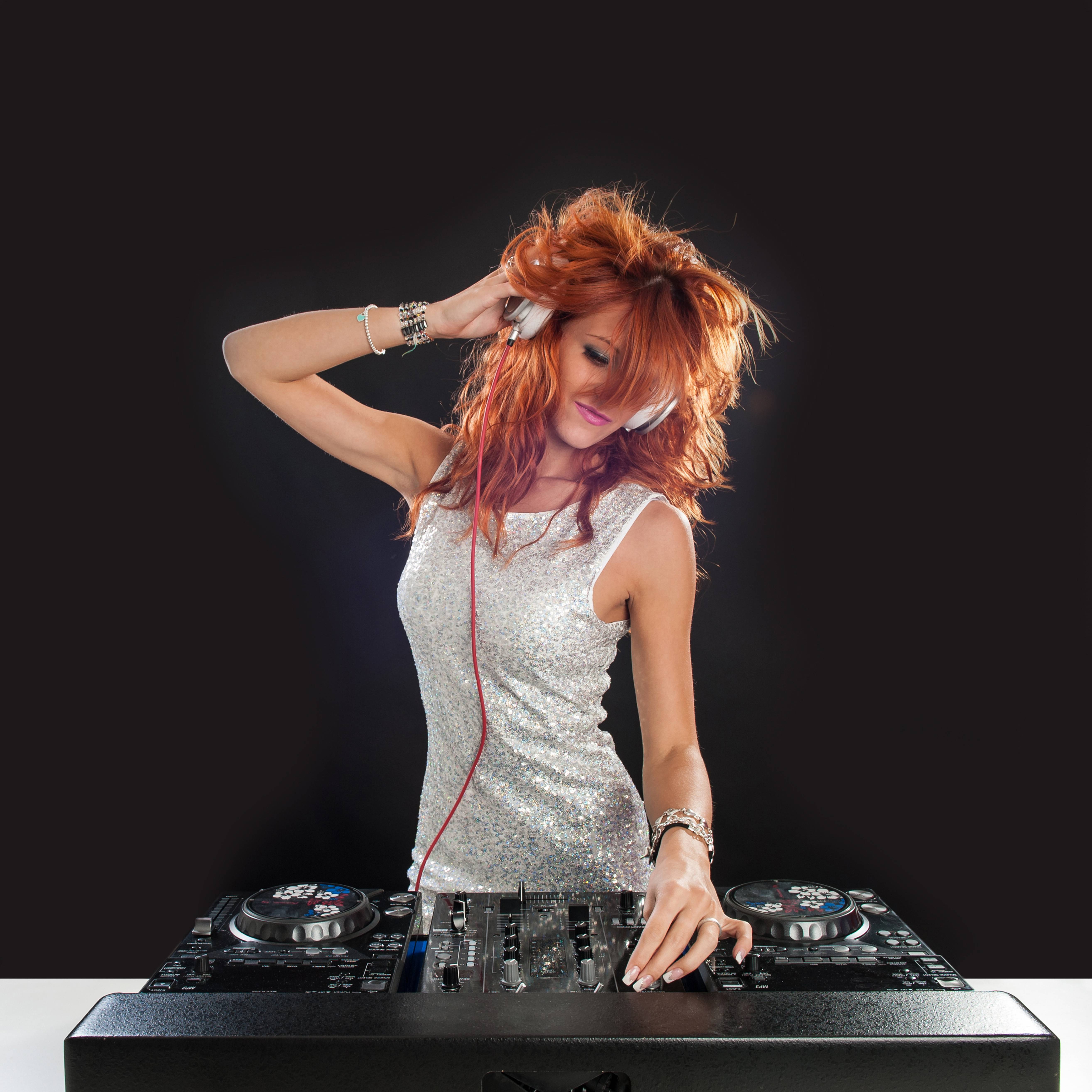 Wallpapers girl girl DJ disco girl on the desktop