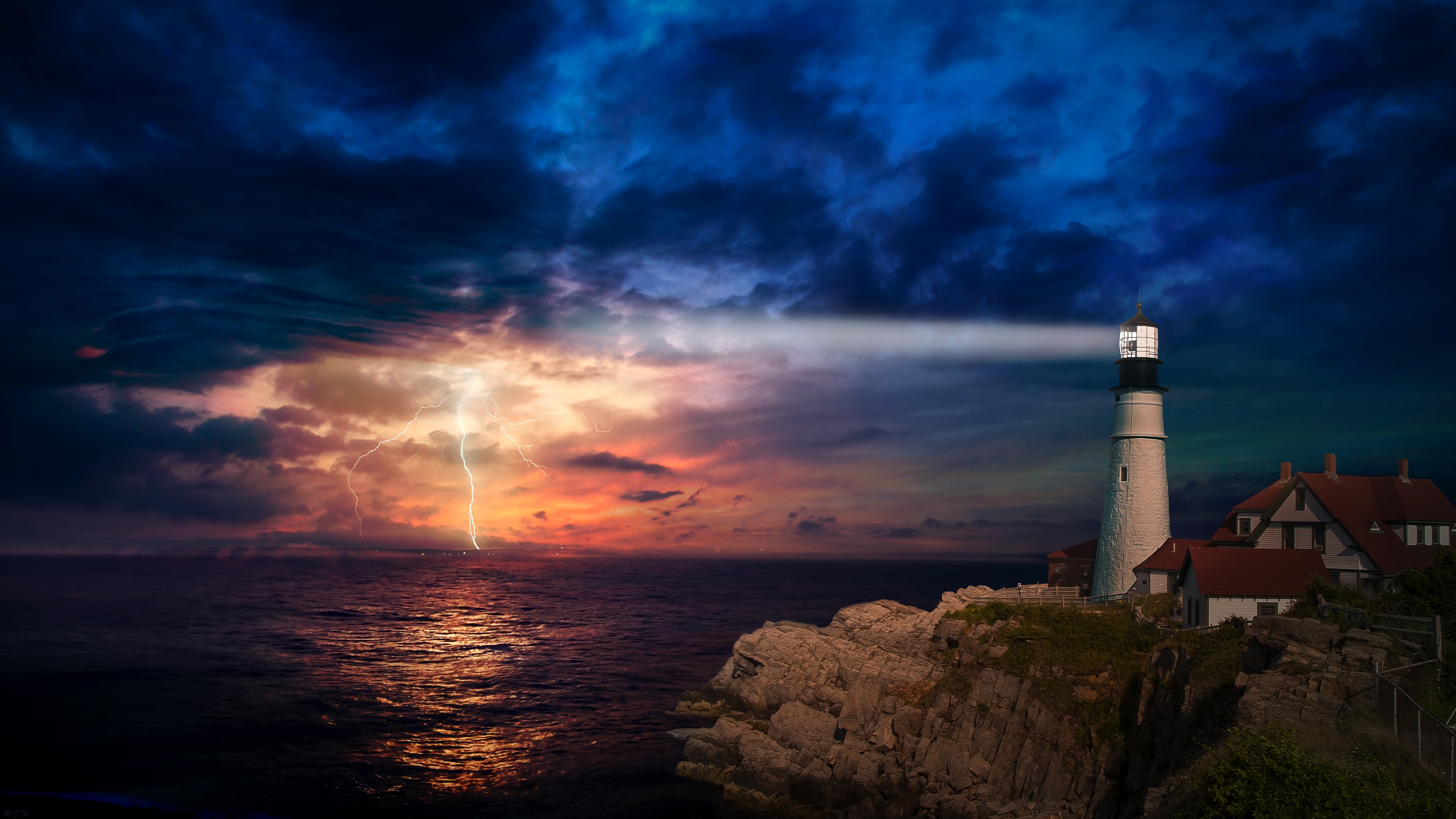 Free photo Thunderstorm sunset on the sea by the lighthouse