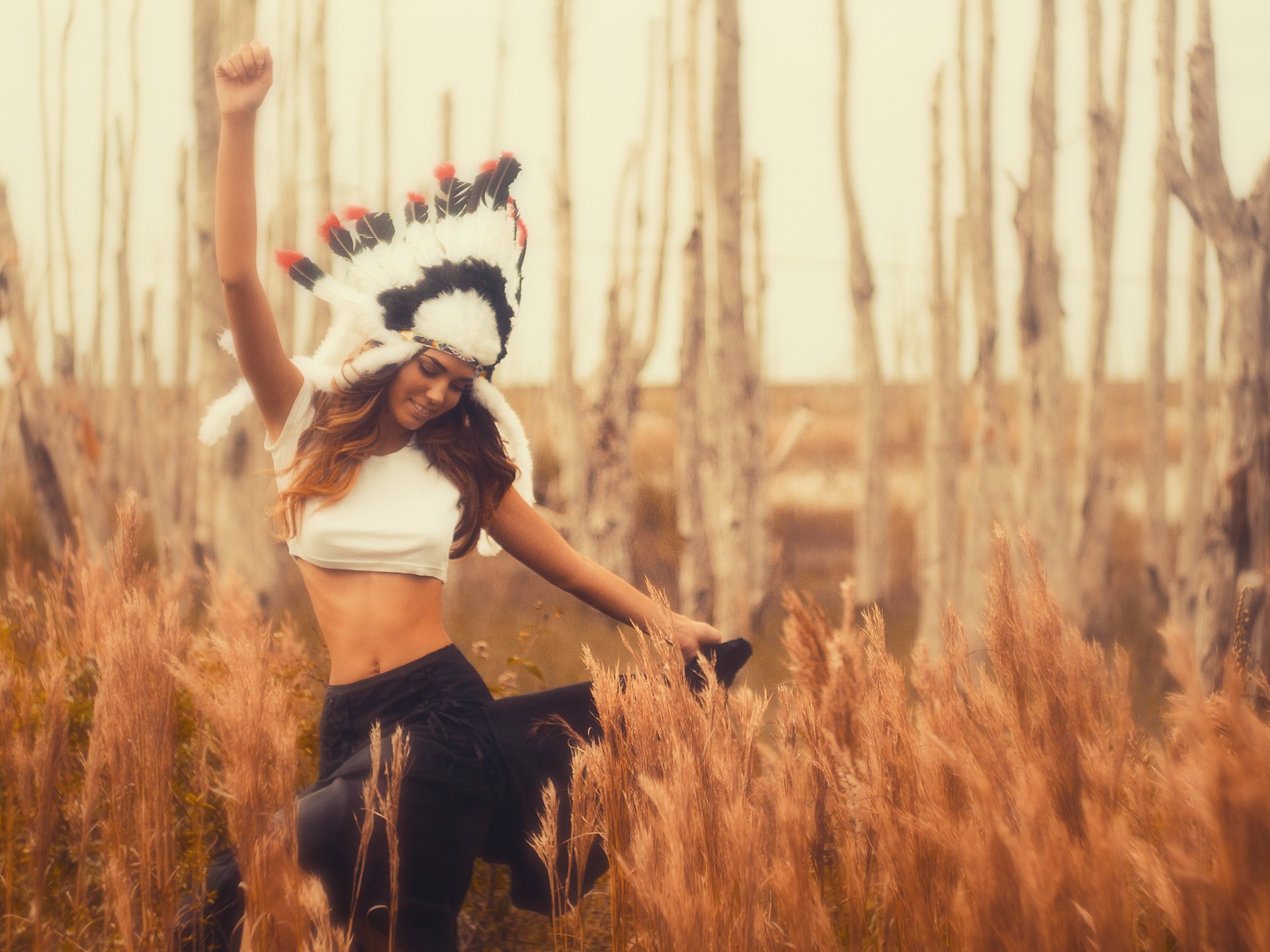 Бесплатное фото Девушка с красивой талией