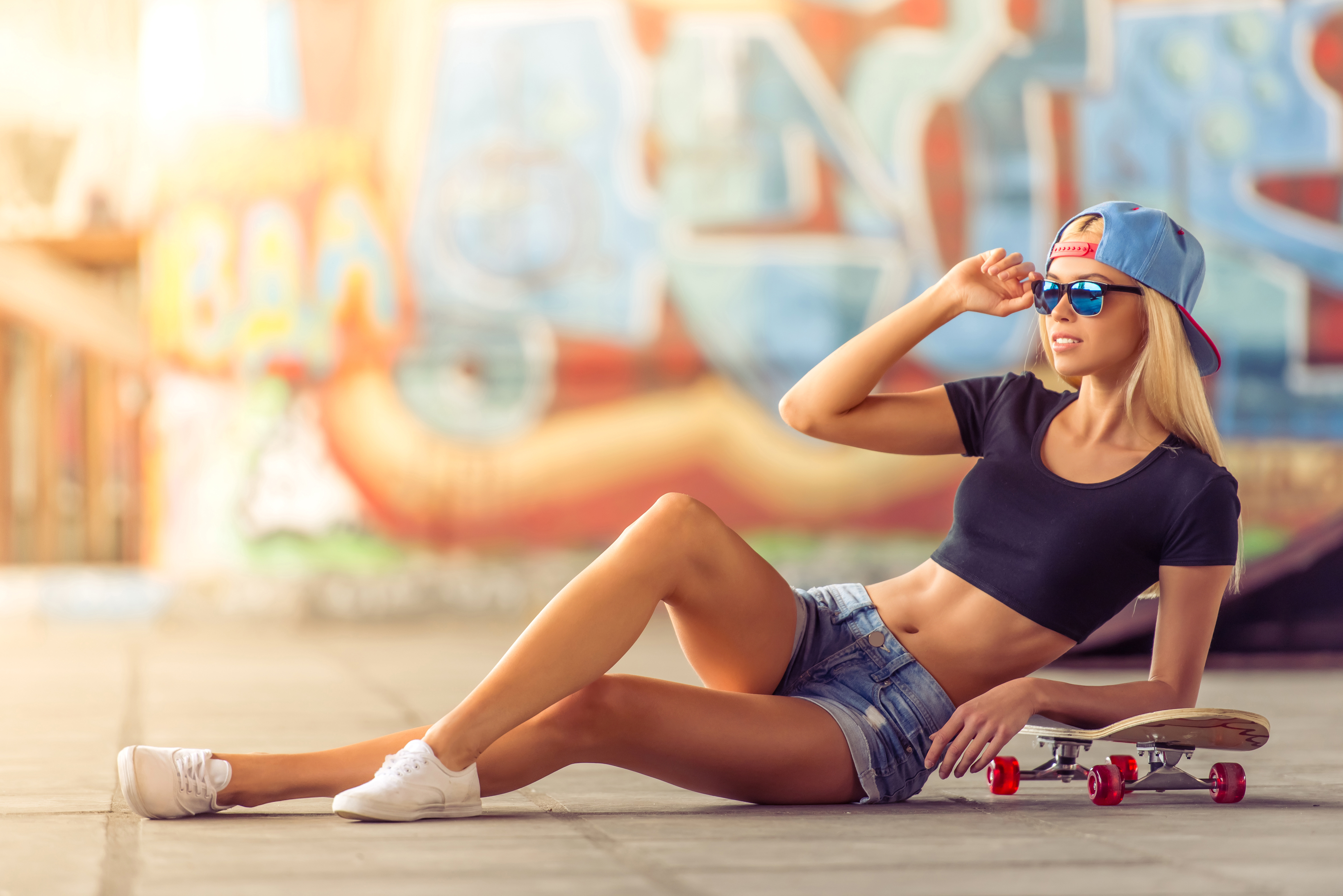 Wallpapers women skateboard denim shorts on the desktop