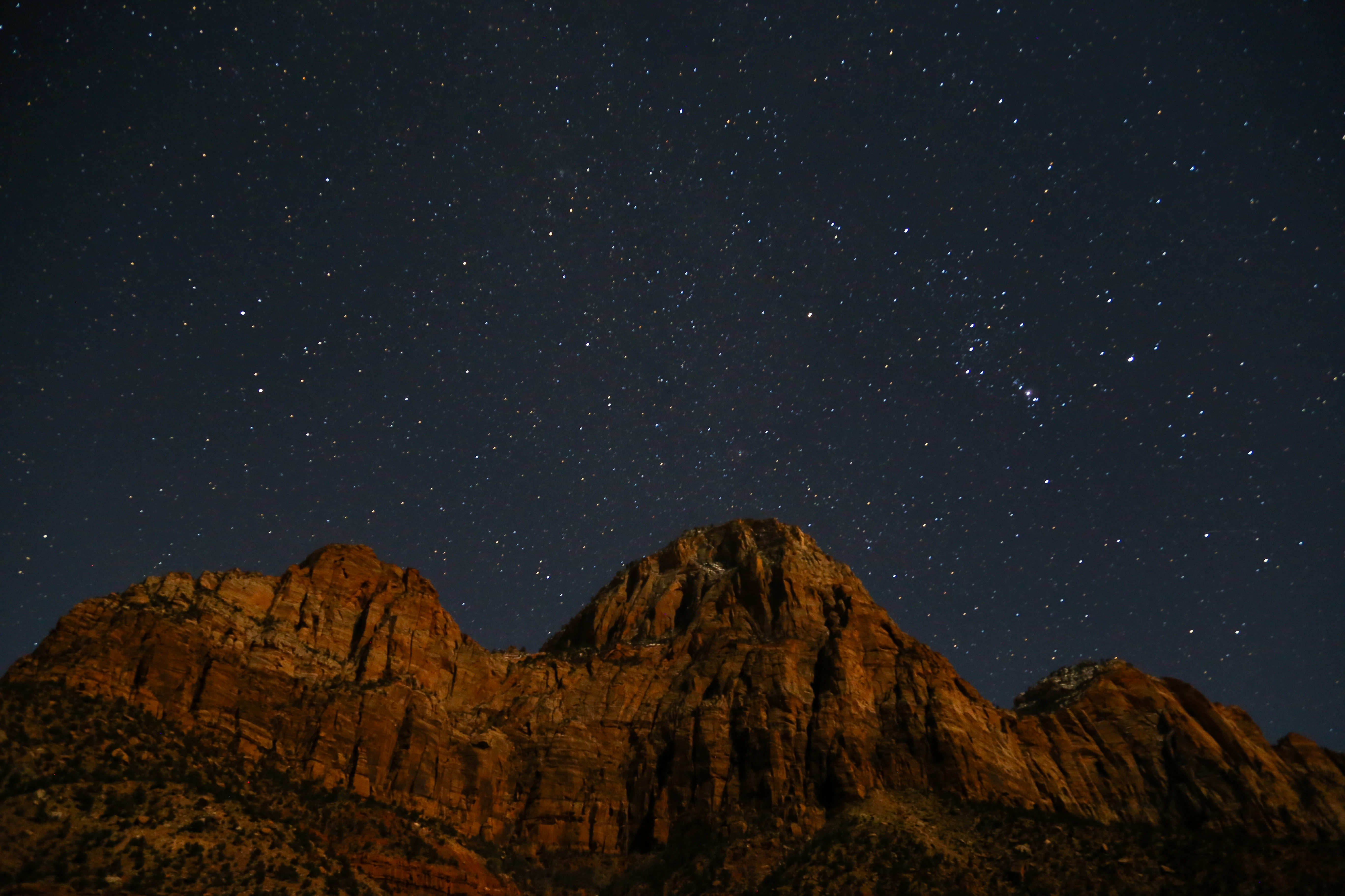 Ночь в Национальном парке Зайон