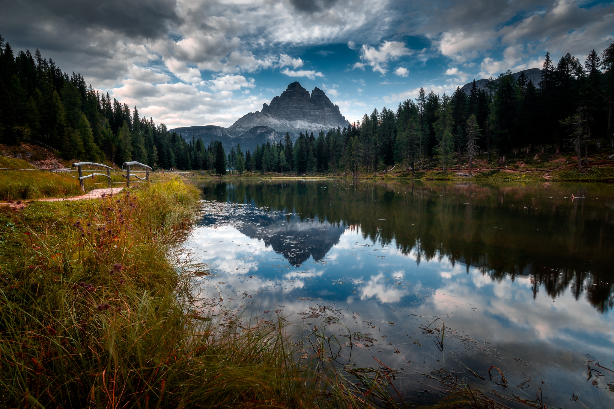 Wallpapers landscape clouds mountain on the desktop