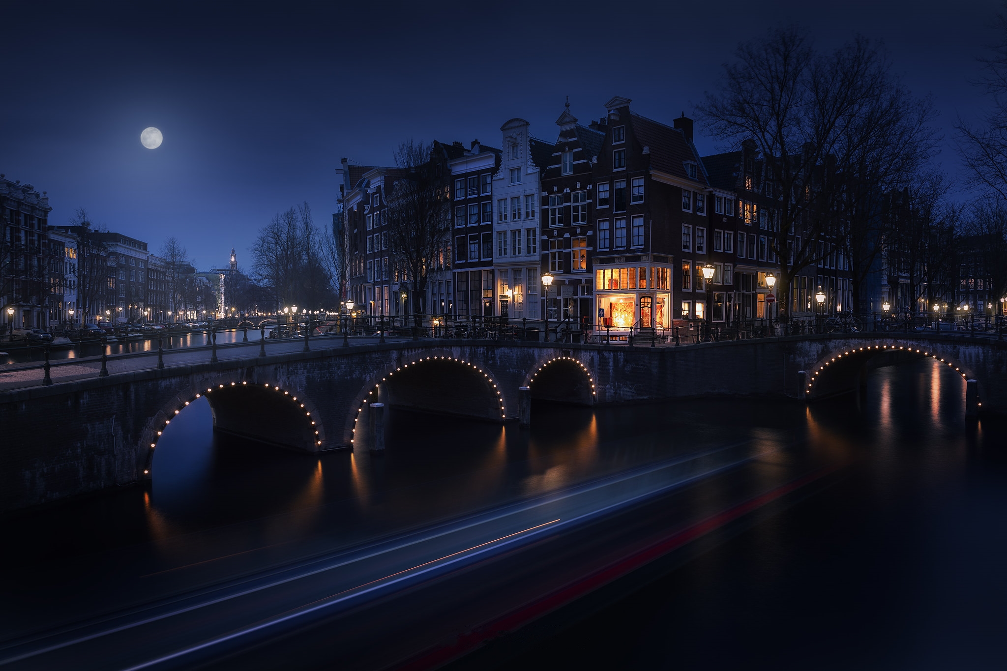 桌面上的壁纸桥牌 荷兰 晚上