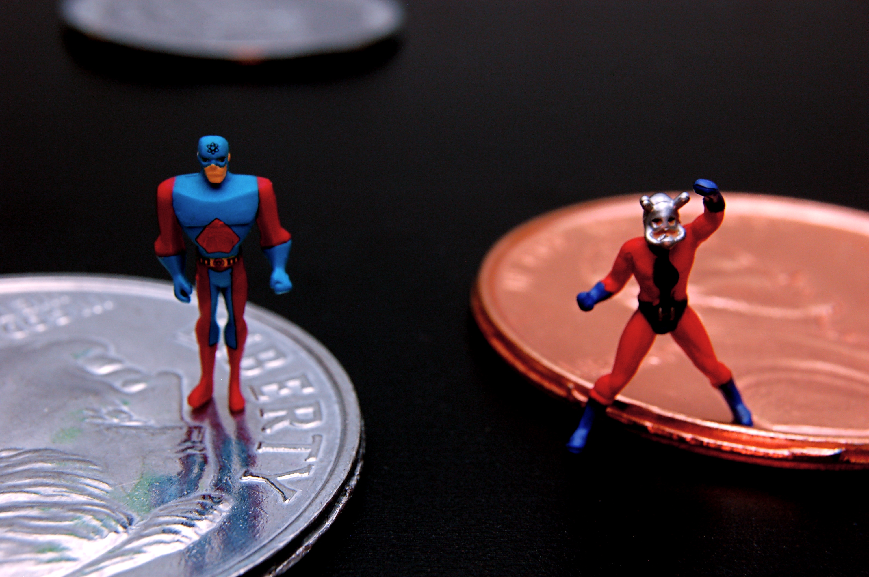 Обои герой супергерой Игрушка на рабочий стол