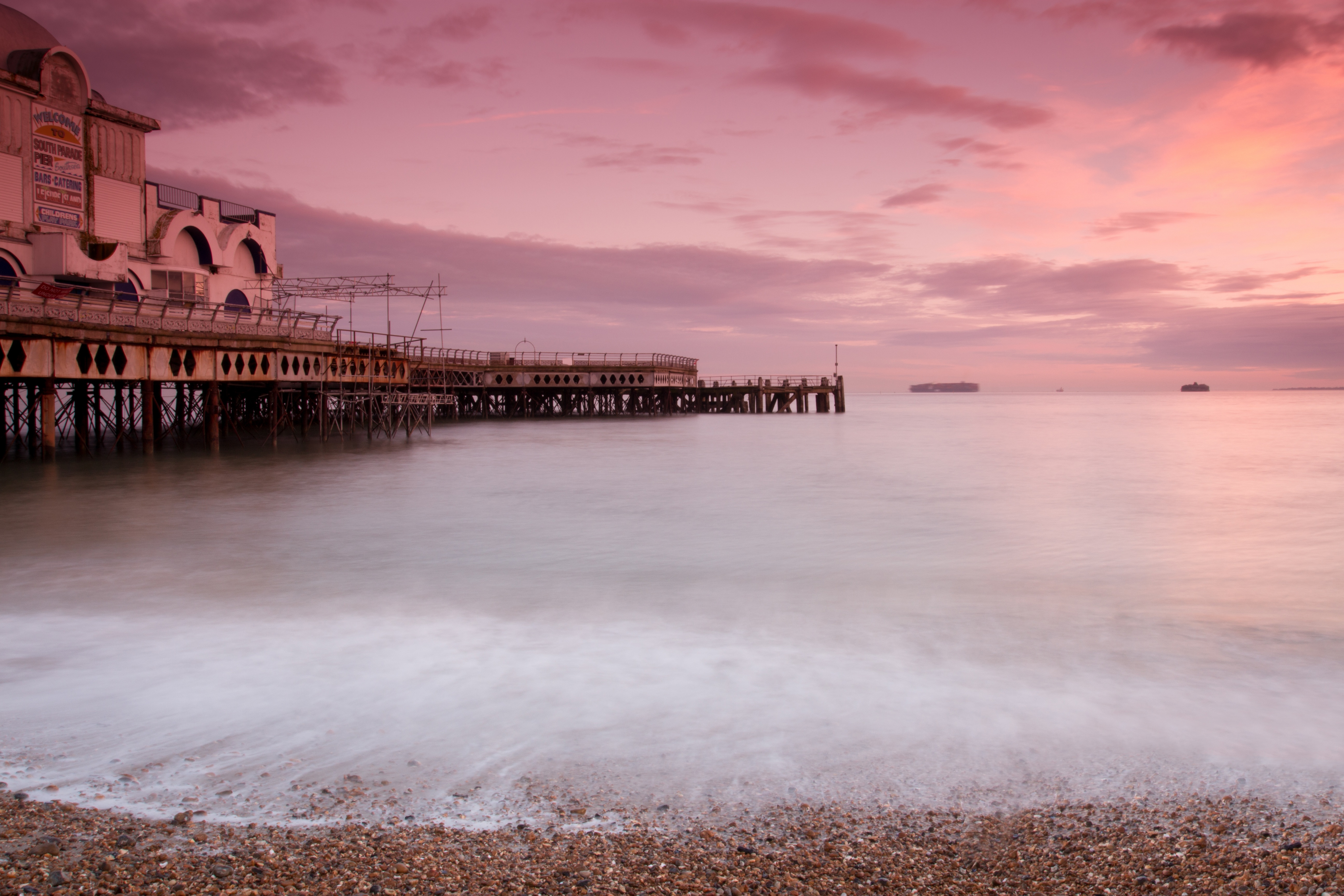 Free photo The pier at sunset