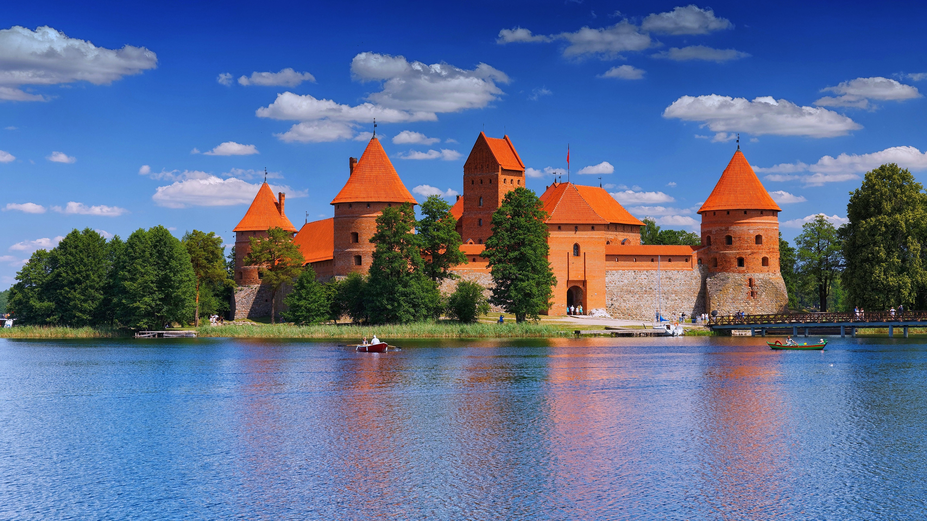 Free photo The Trakai Tower in Lithuania