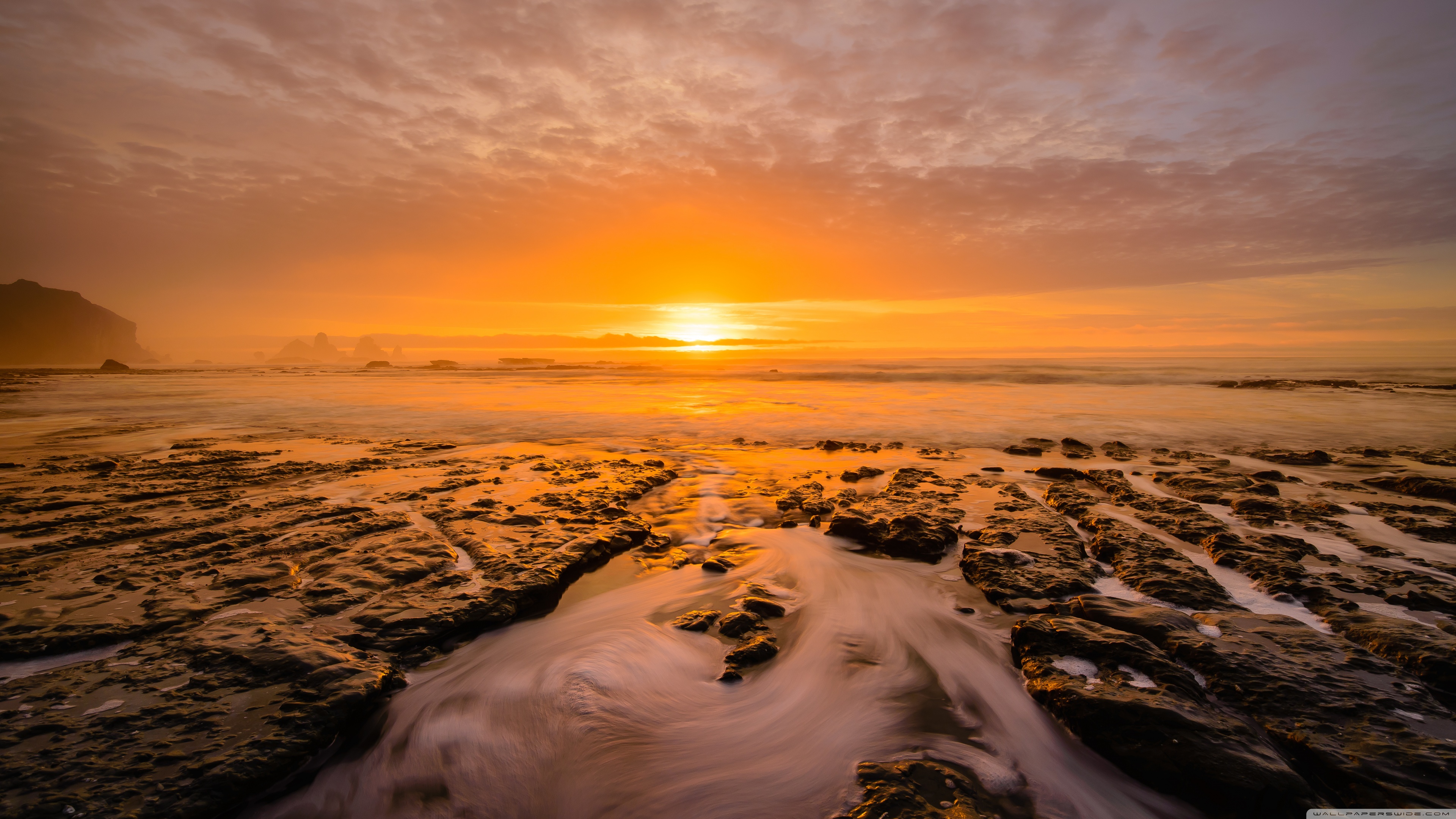 Free photo Evening at the sea