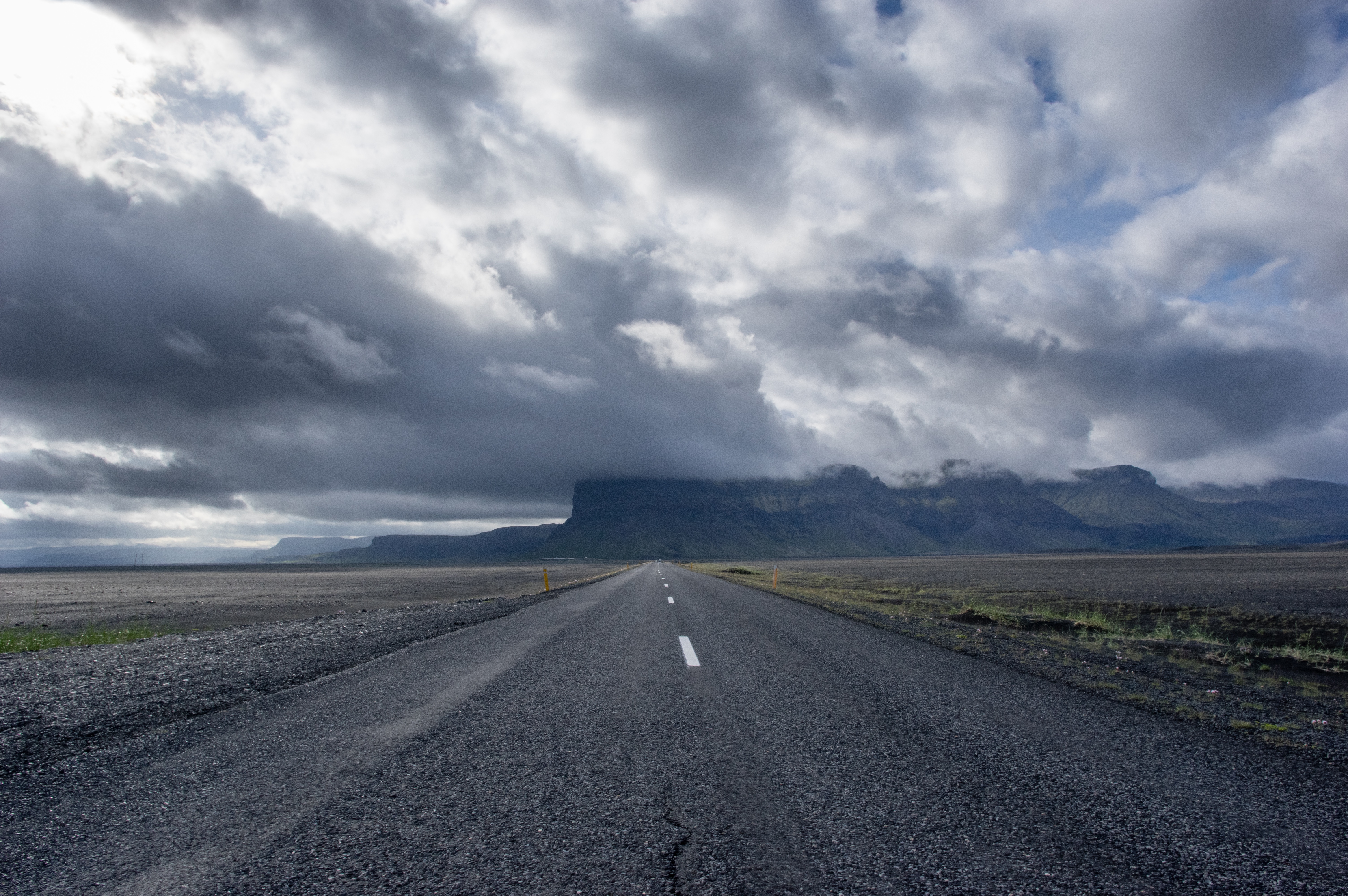 Free photo Mountains in the clouds