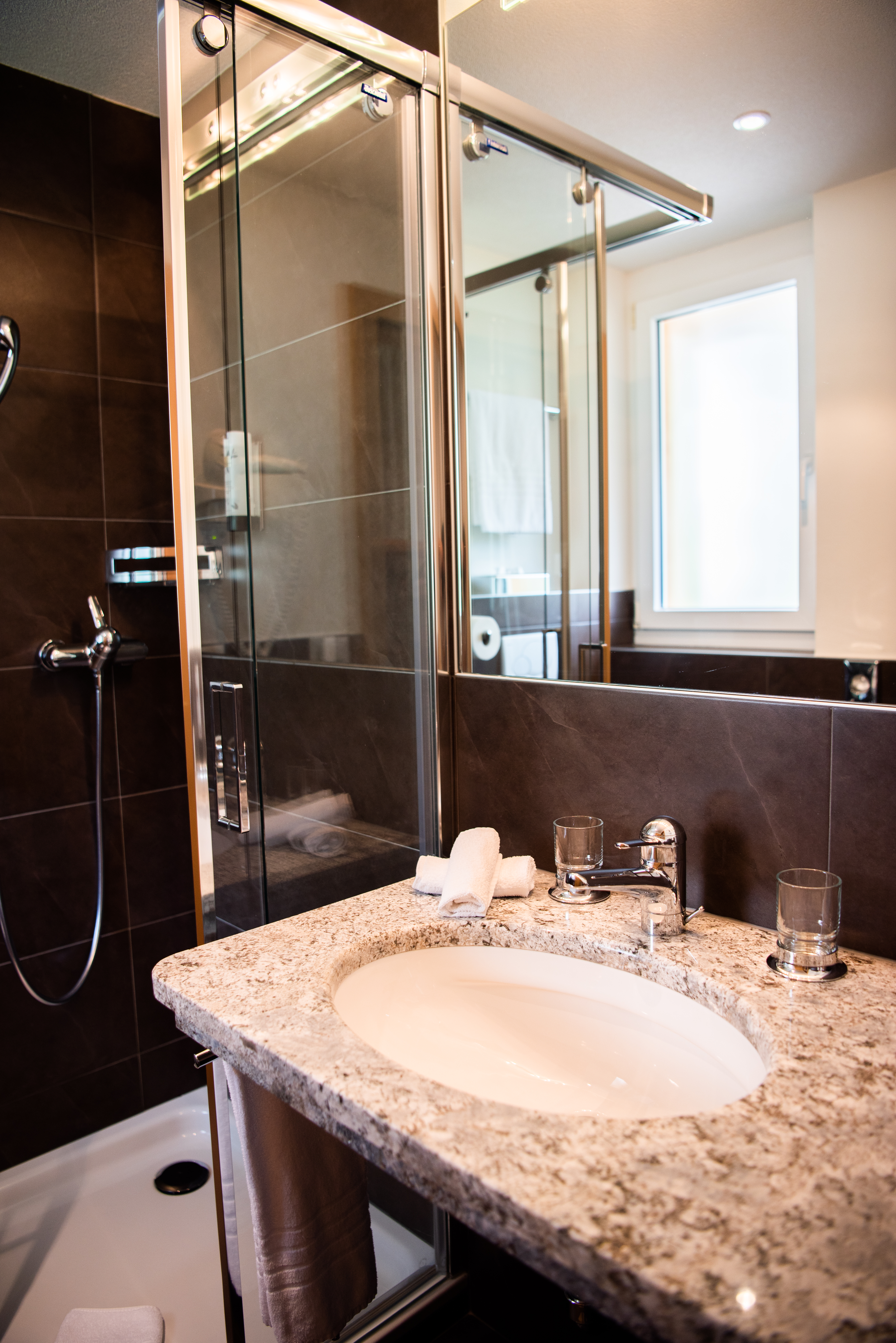 Wallpapers modern bathroom sink on the desktop