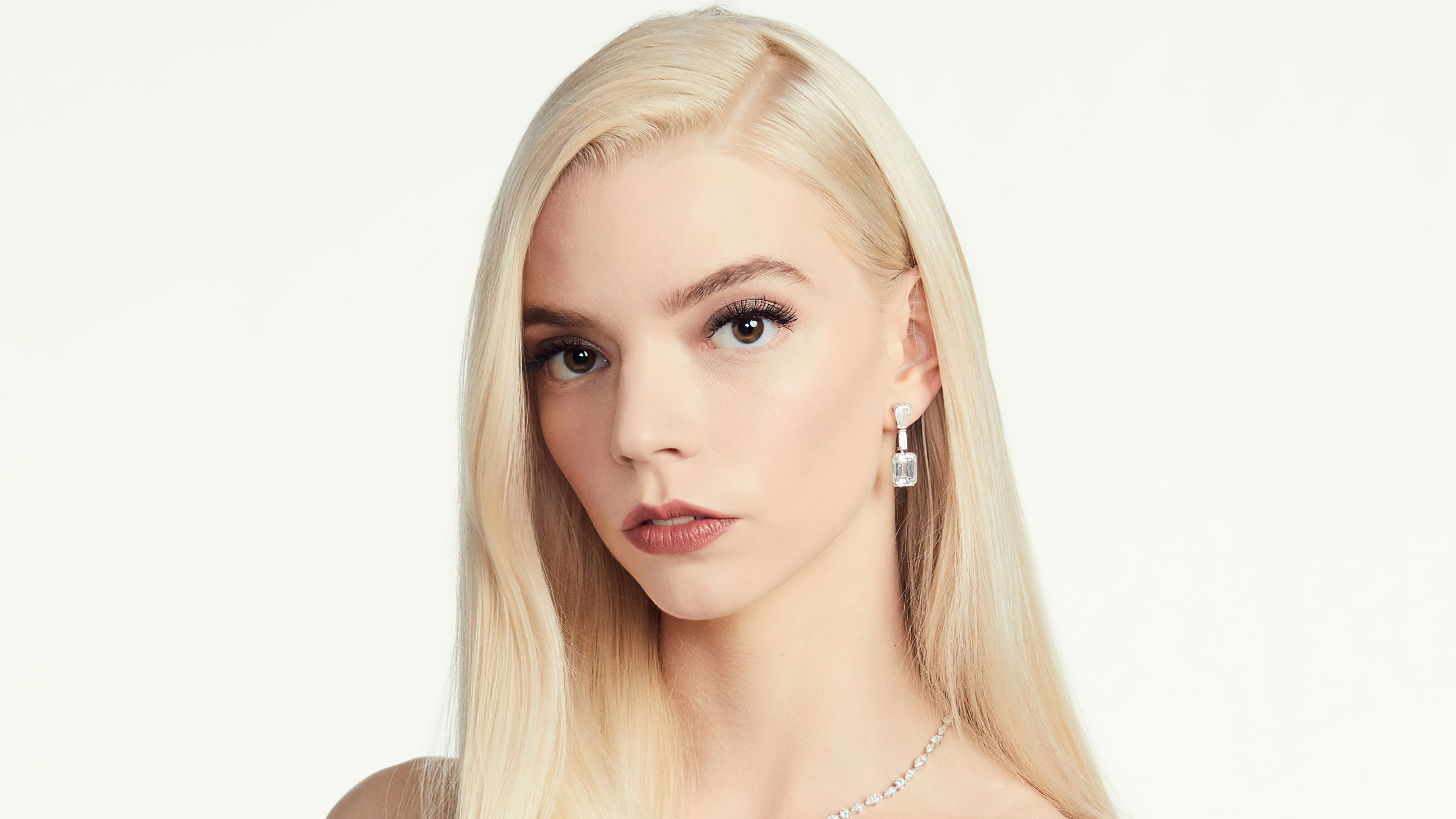 桌面上的壁纸Anya Taylor Joy 金发 名人