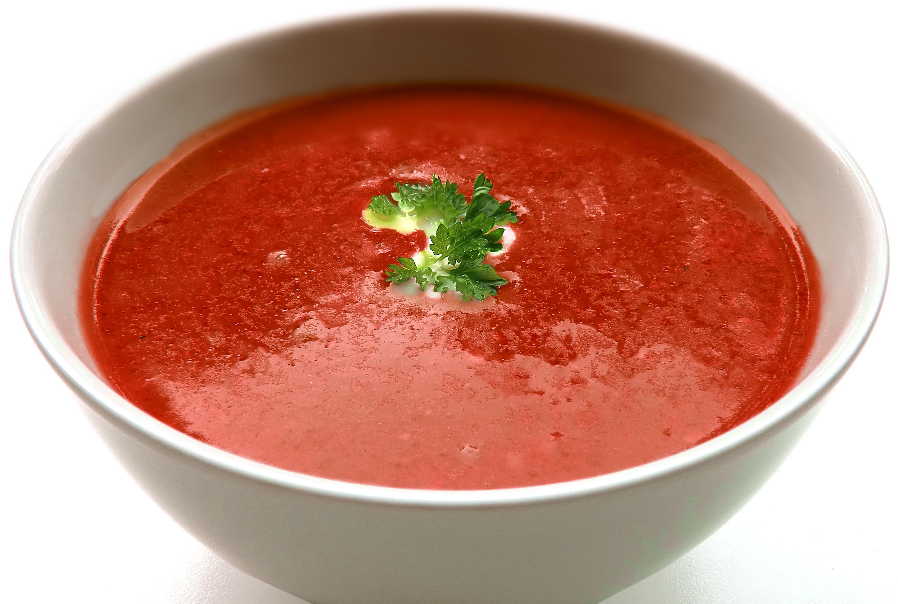 Free photo Bowl of borscht and greens