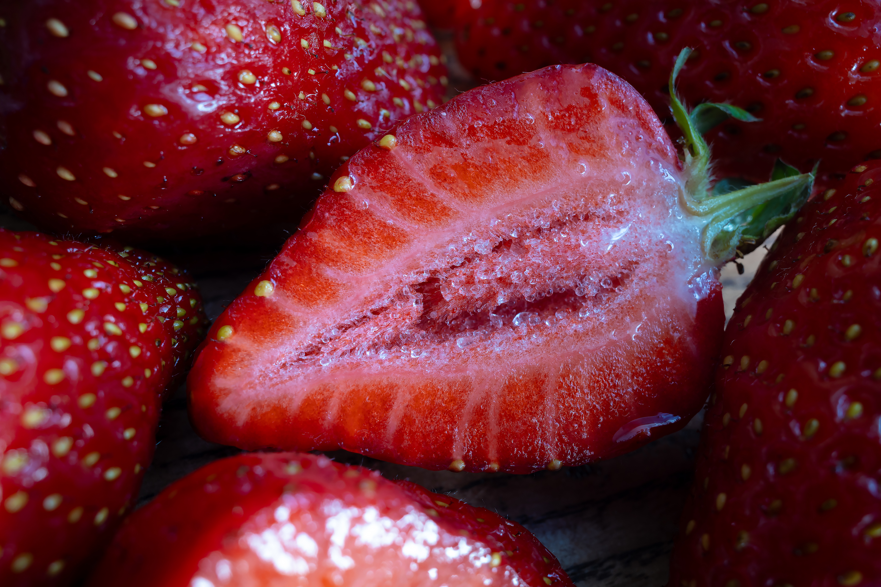 Бесплатное фото Резаная ягода клубники крупным планом