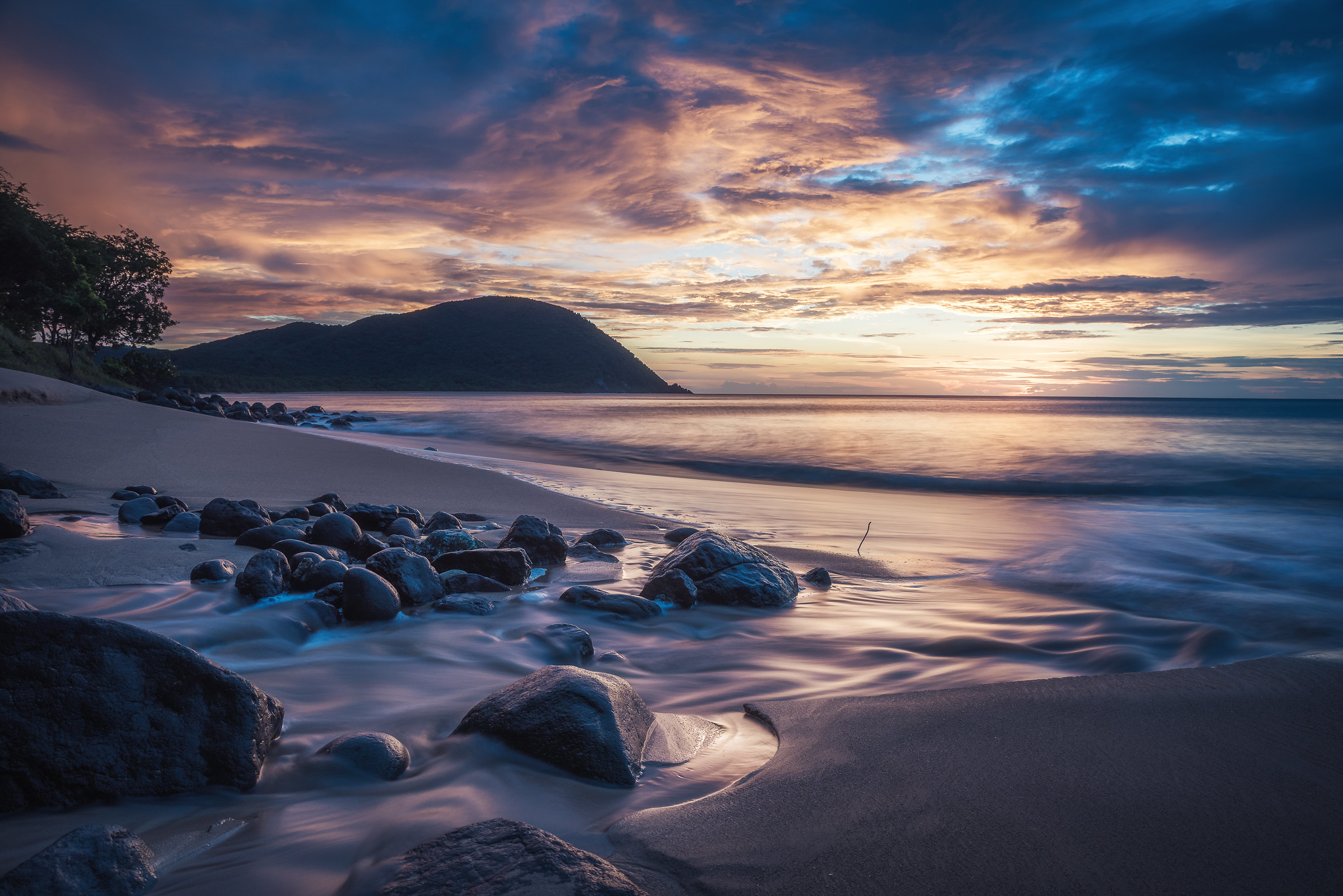 Wallpapers Plage de La Grande Anse Antilles sunset on the desktop