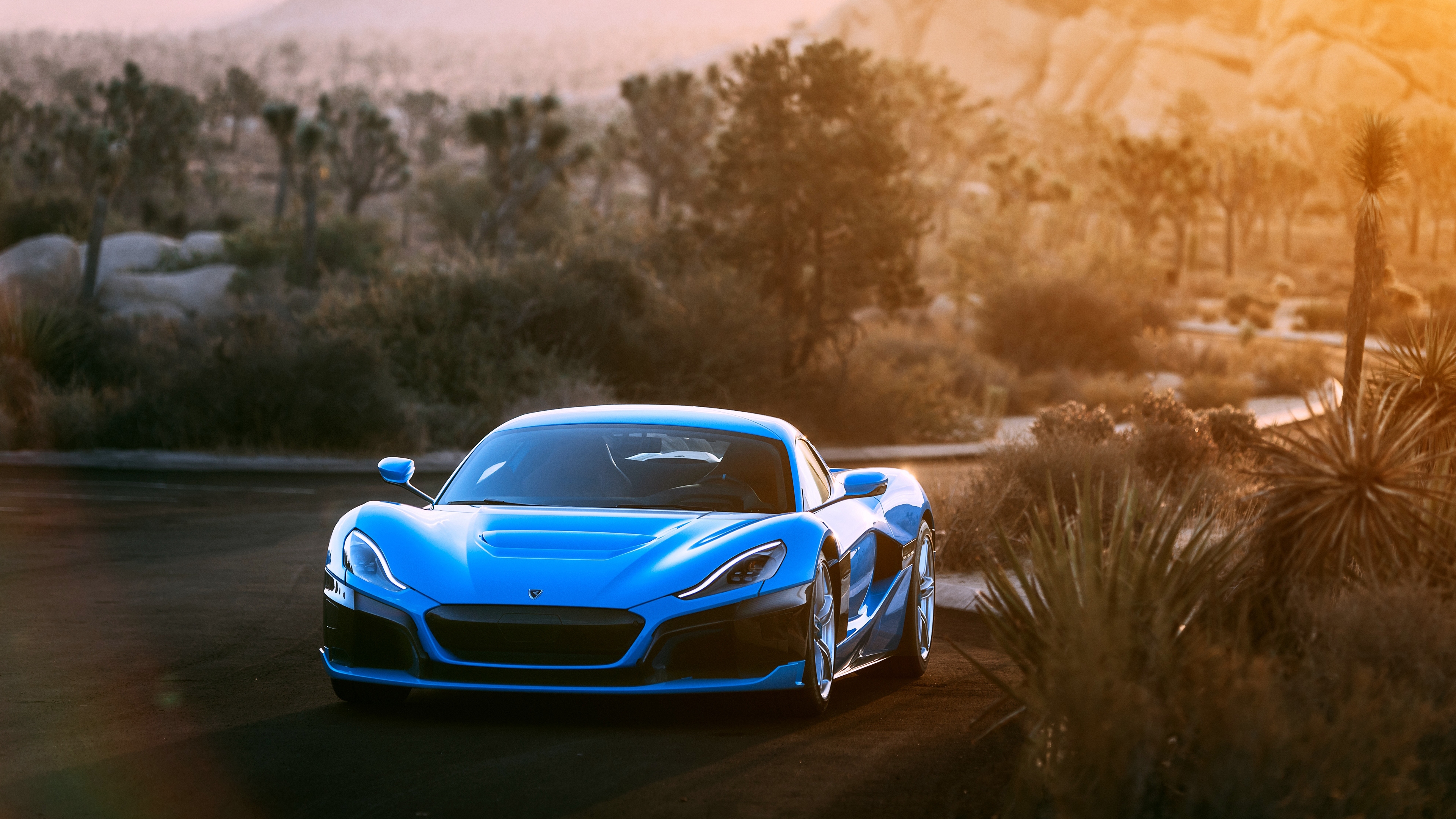 Free photo Blue rimac c two california edition desktop picture