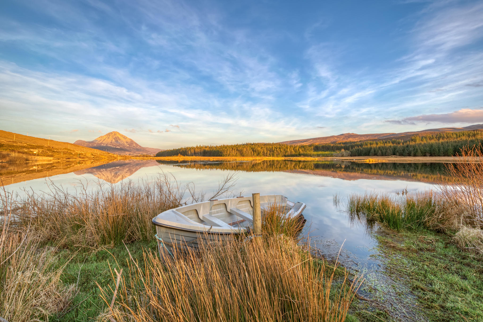 Wallpapers Cladi River Mount Errigal Dunveway Lake on the desktop