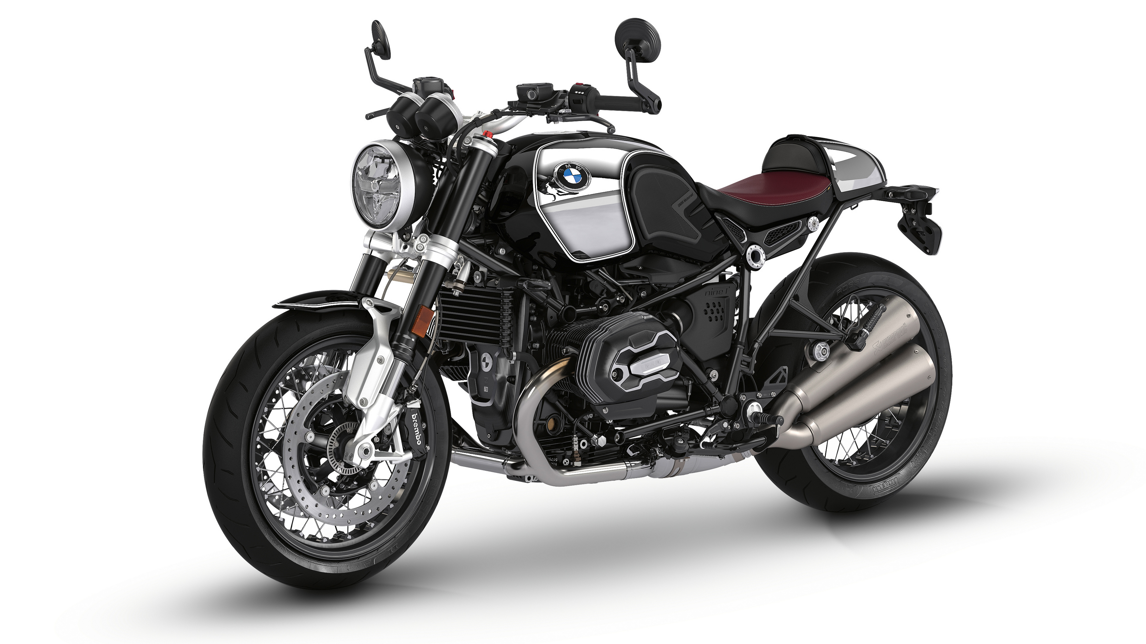 Free photo Black BMW R-Ninet Retro Motorcycle