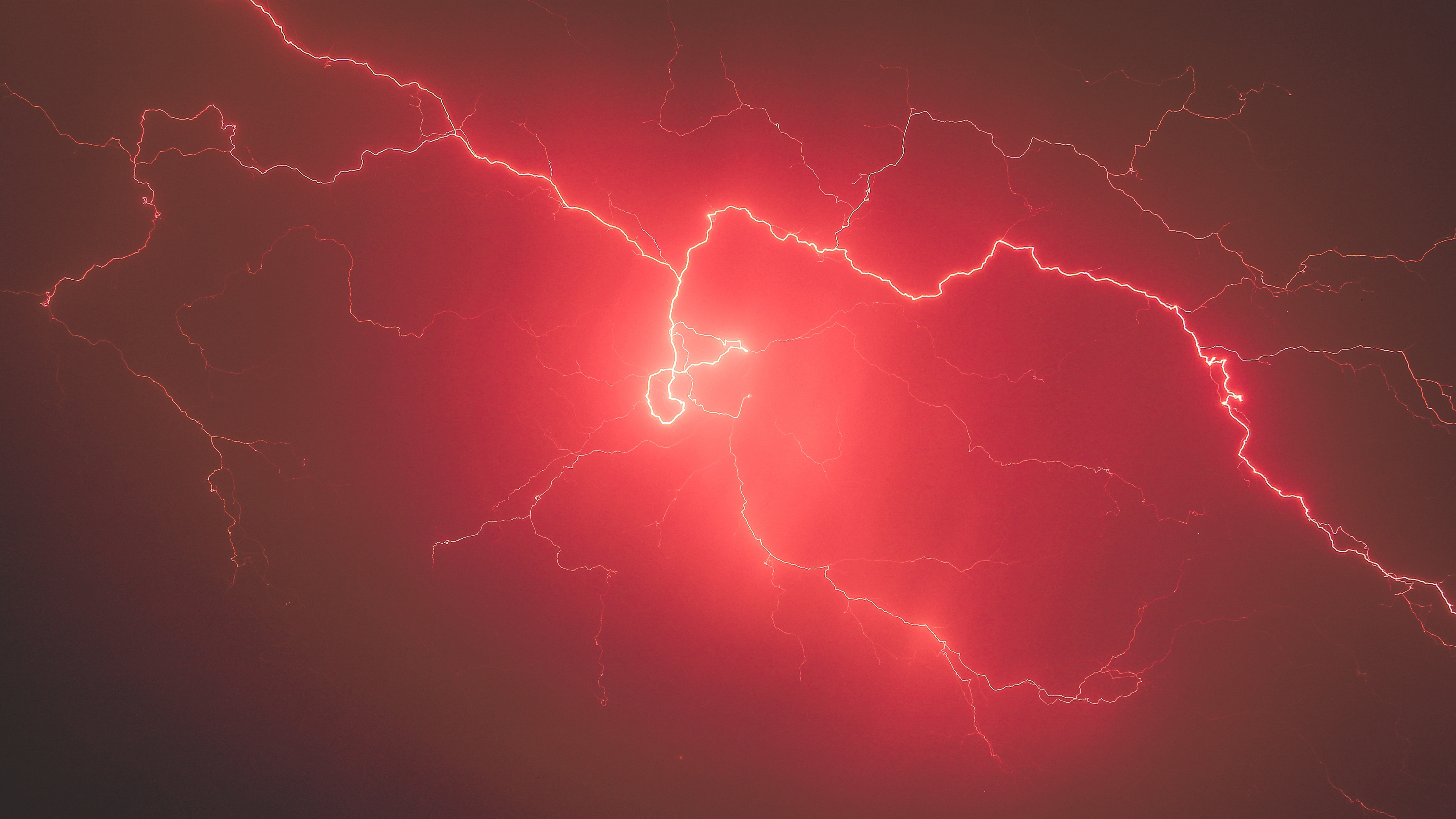 Wallpapers lightning storm red on the desktop