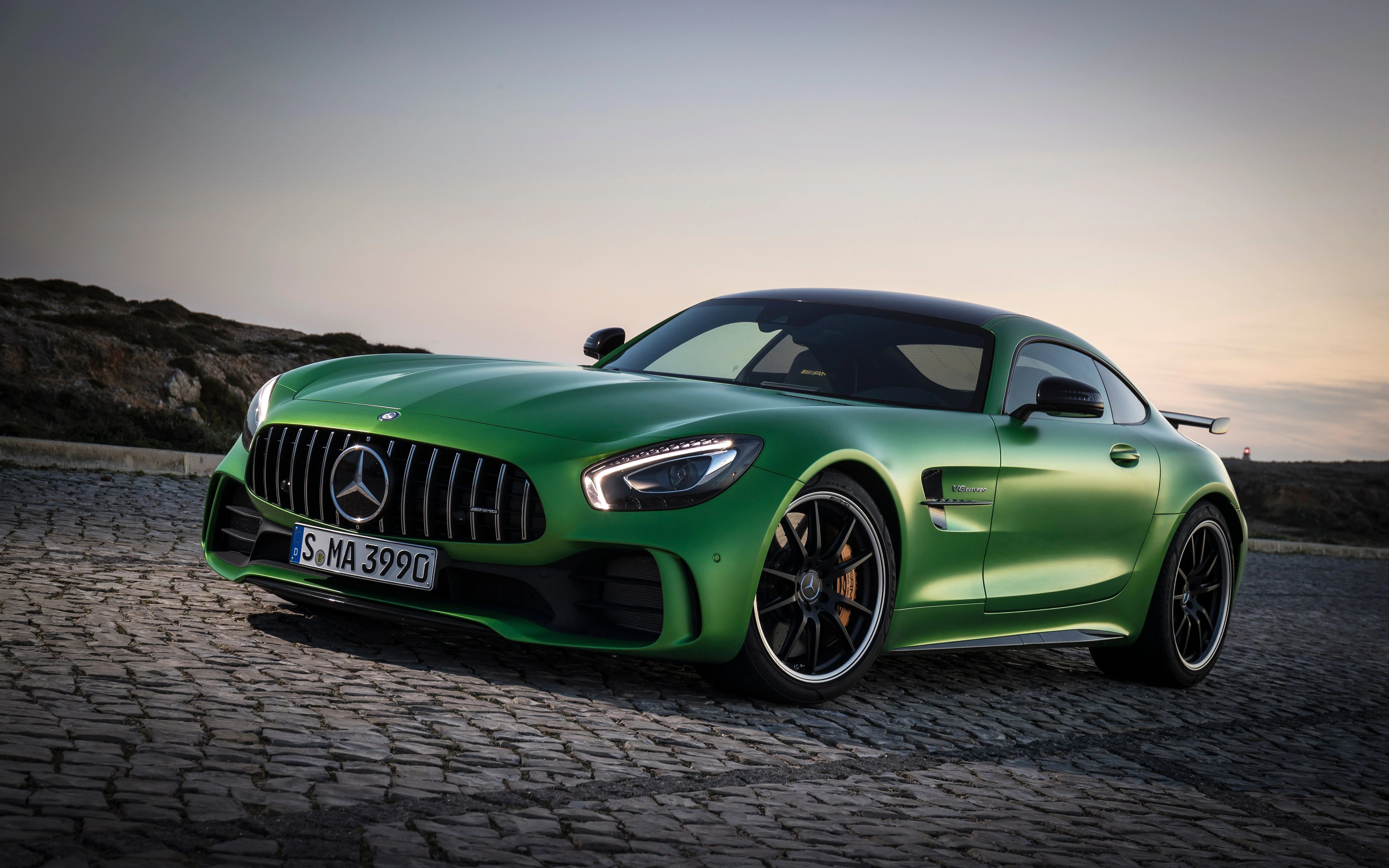 Free photo Mercedes SLS AMG gt 2019 in green