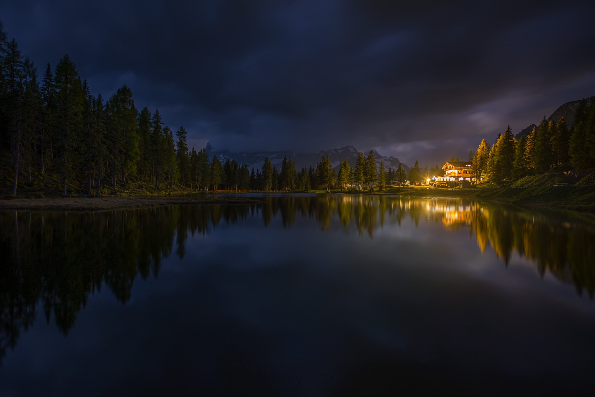 Free photo Lake Antorno lake in Italy