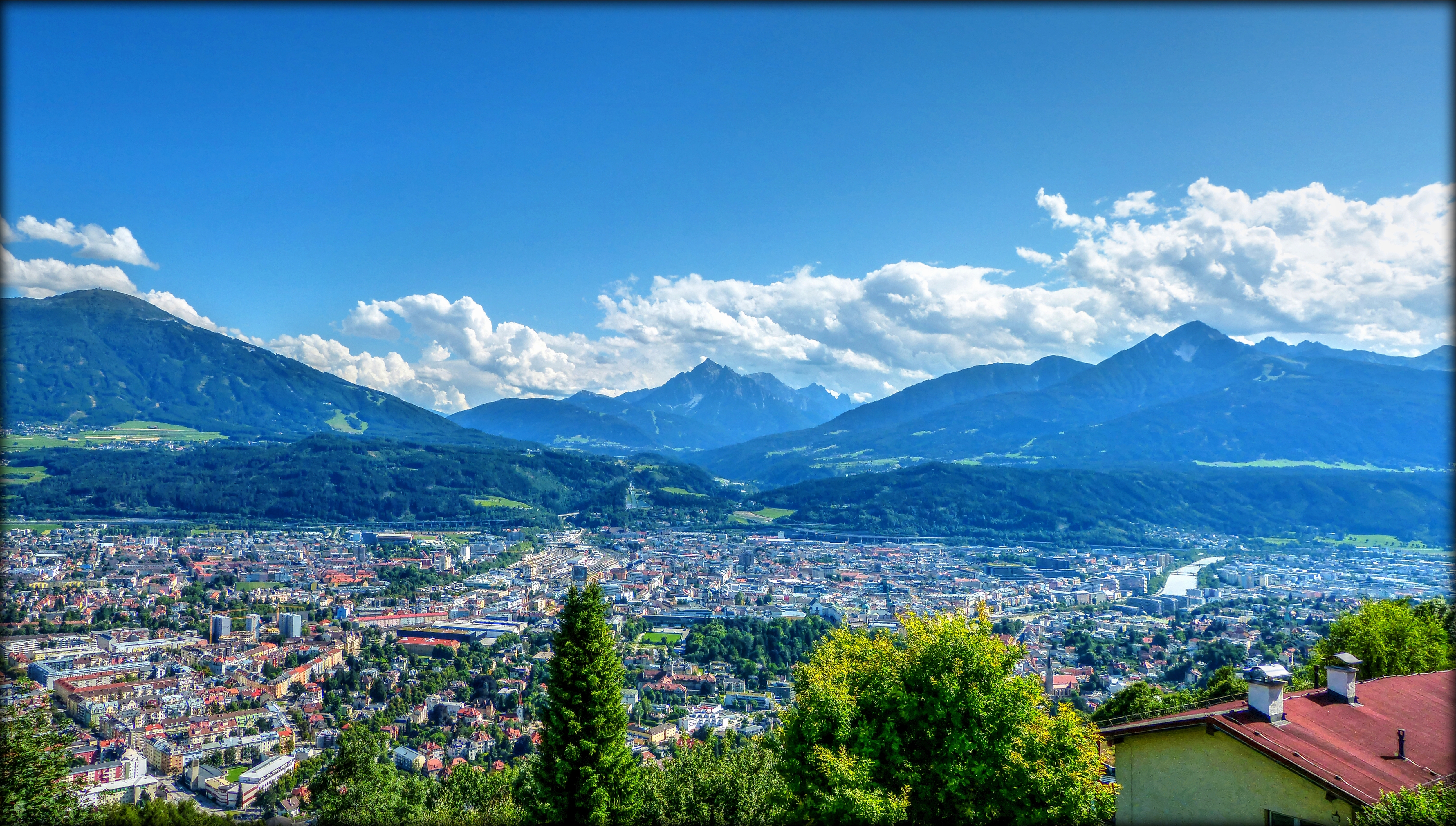 Wallpapers Innsbruck Austria town on the desktop