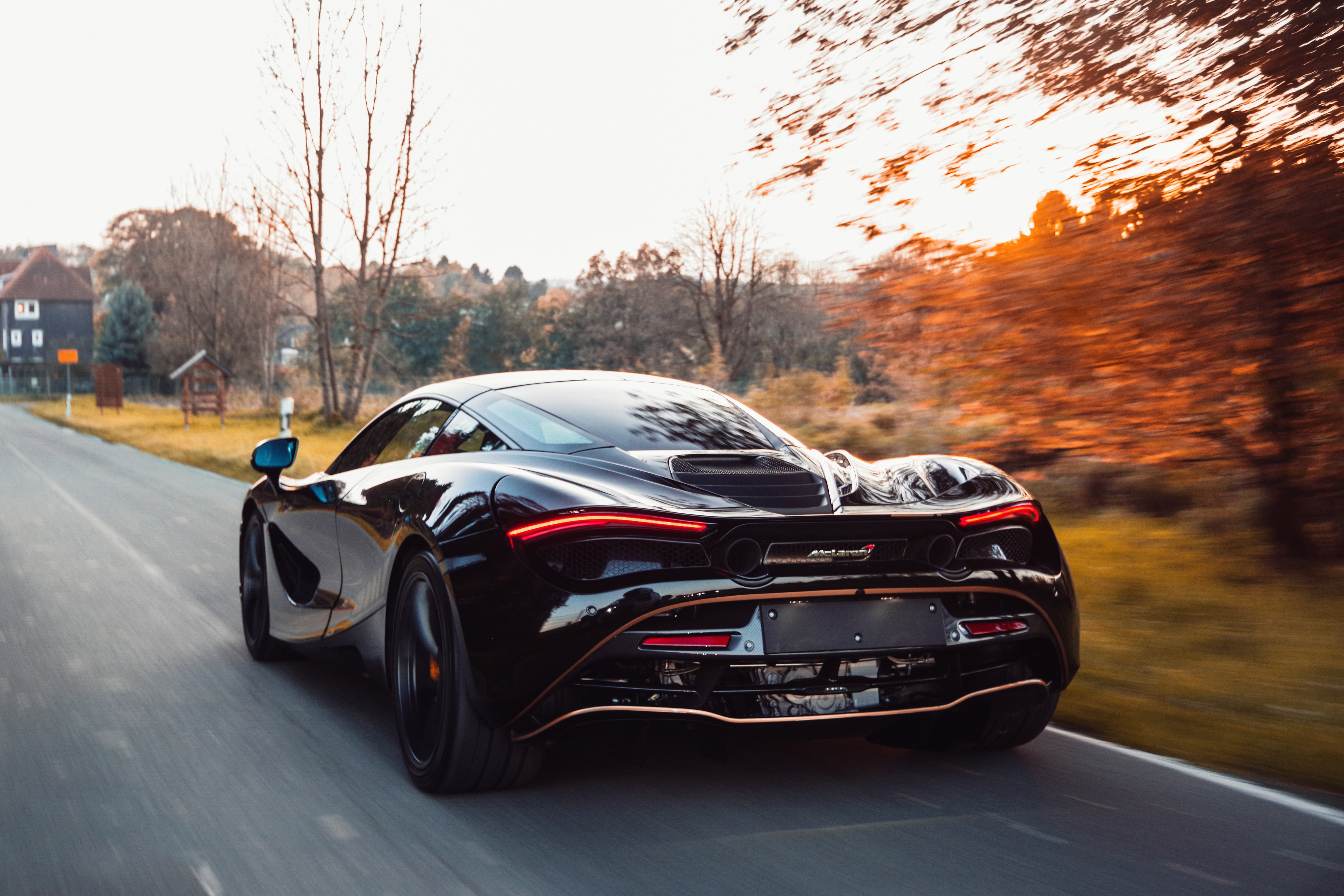 Обои манхарт Mclaren 720S Mclaren на рабочий стол