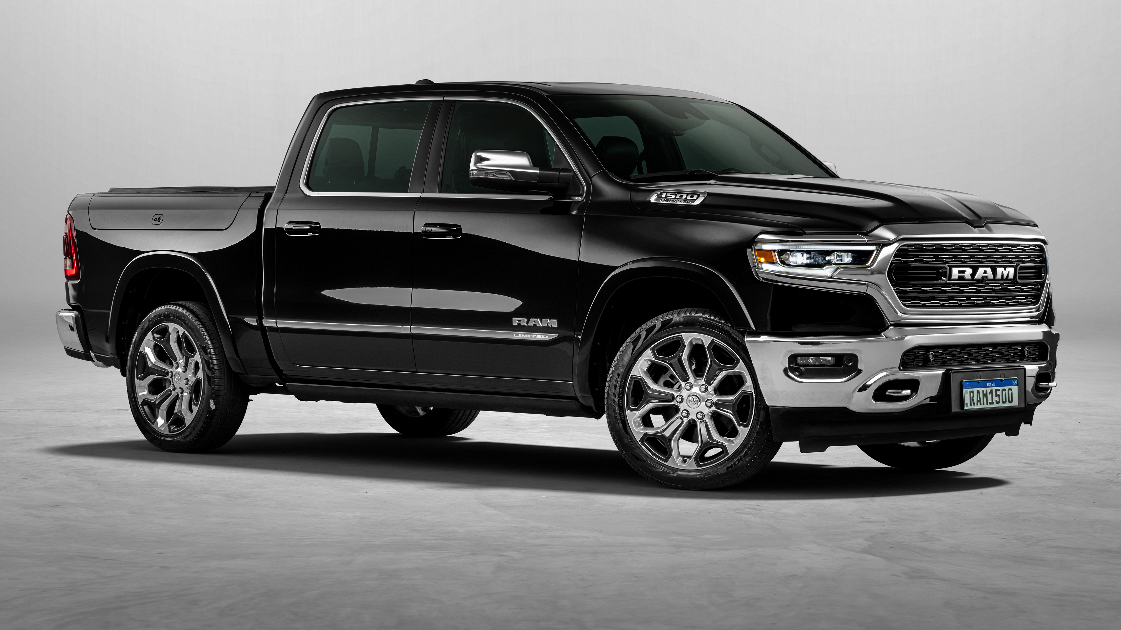 Free photo Ram 1500 Limited Edition