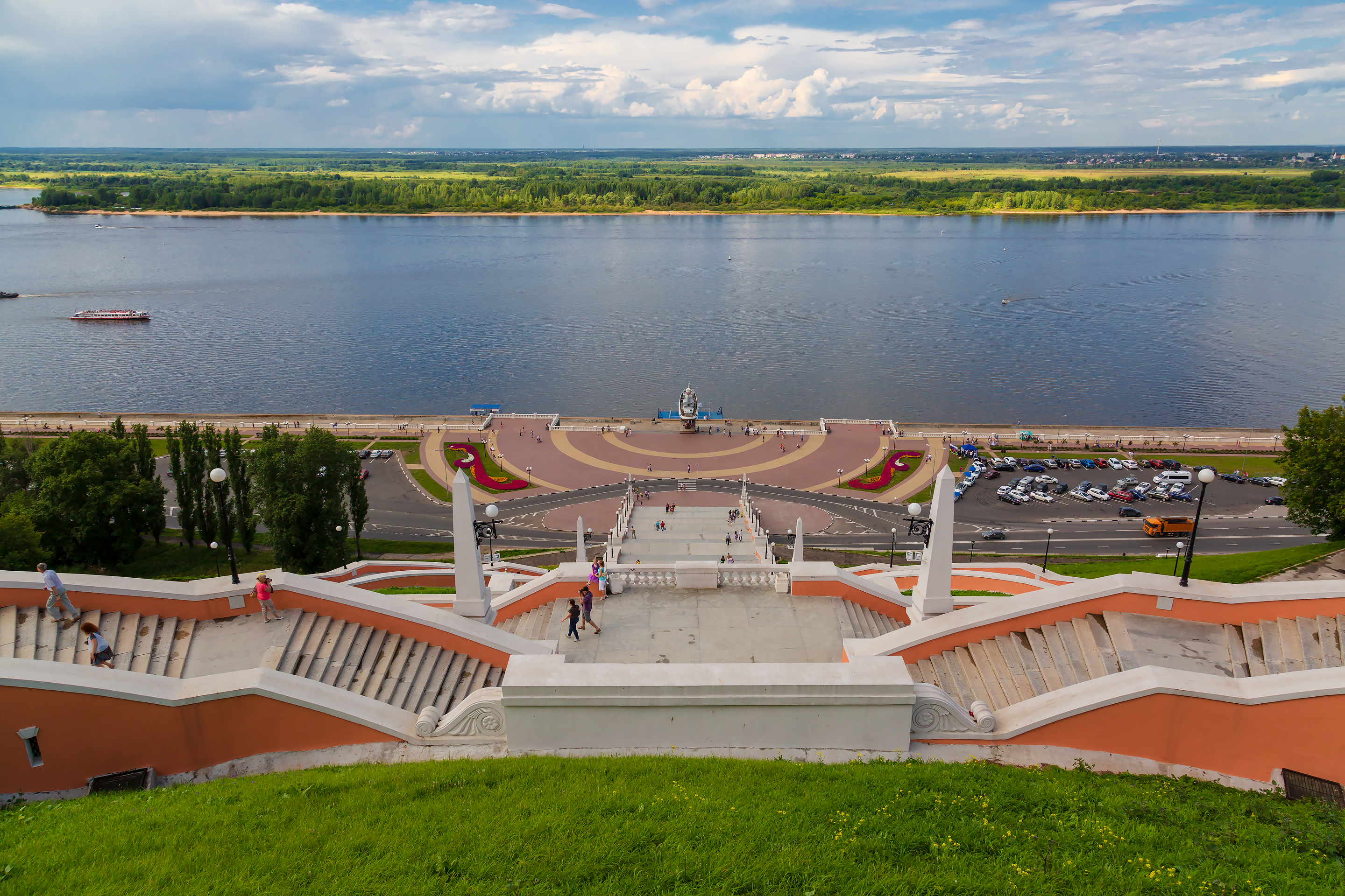 Chkalovskaya Stairs and view of the Volga River