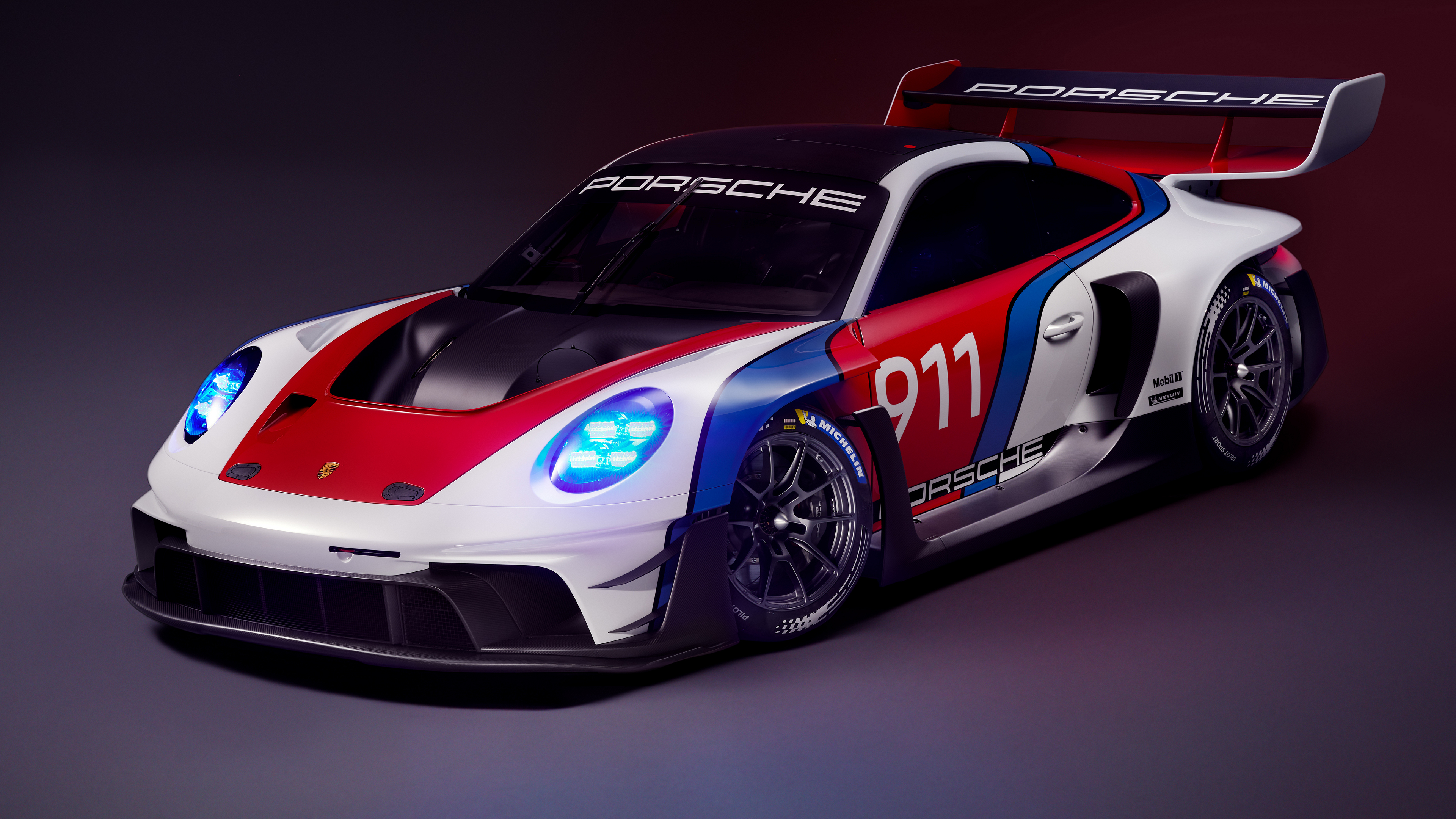 Free photo Porsche 911 GT3 R, 2023