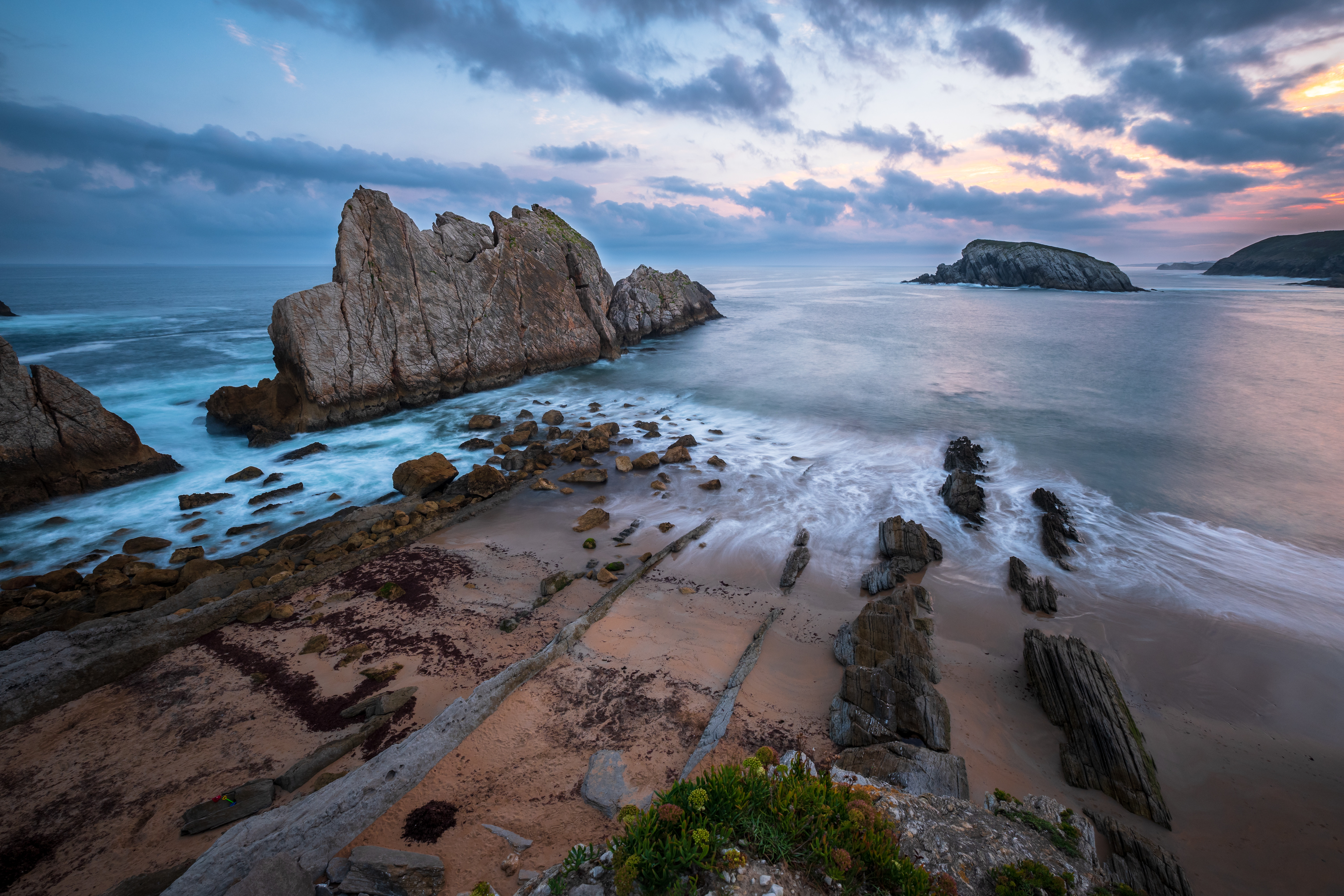 Обои Playa de la Arnia Spain закат на рабочий стол