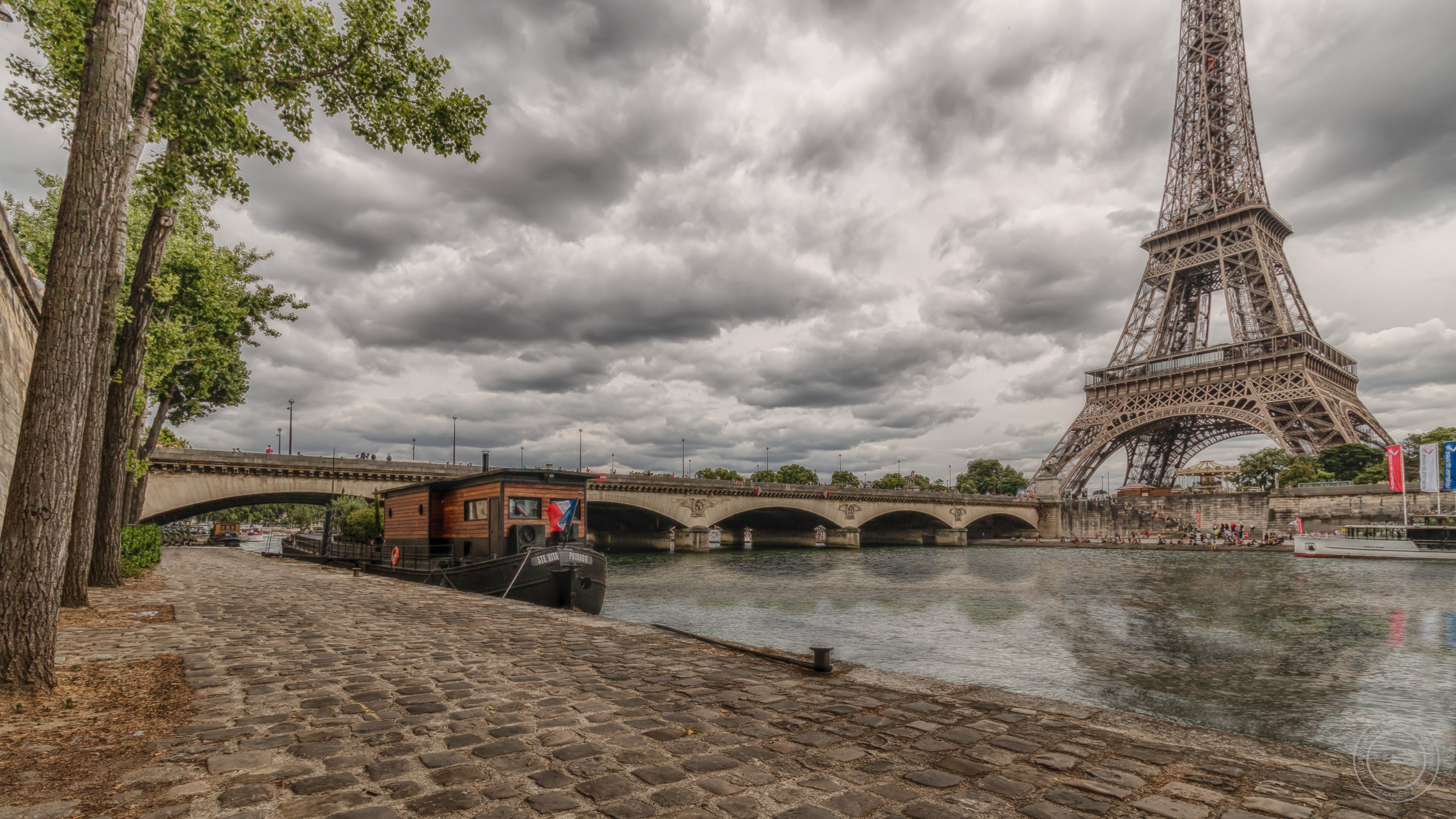 Wallpapers boats bridge city on the desktop