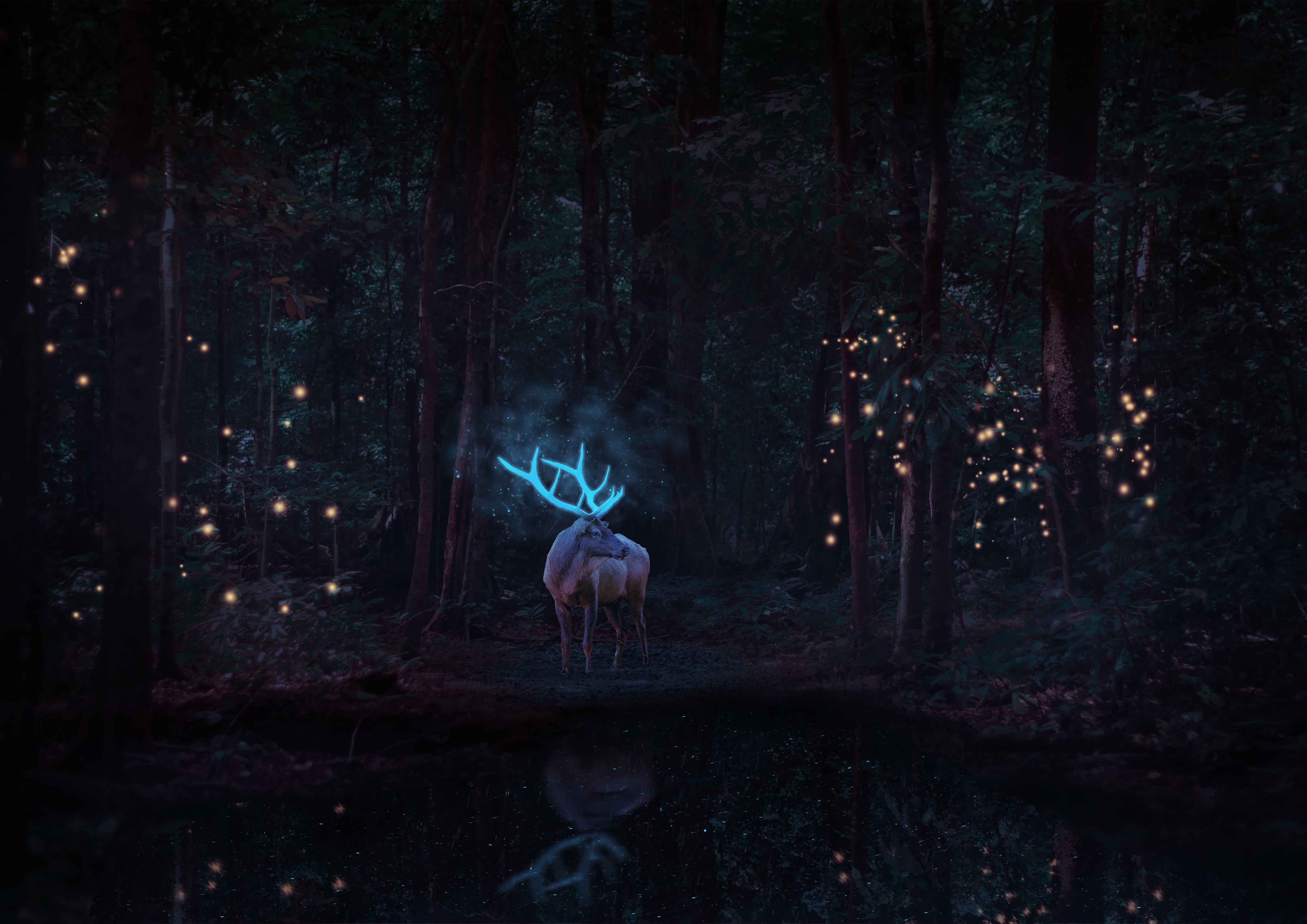 Free photo Fantastic reindeer with glowing antlers