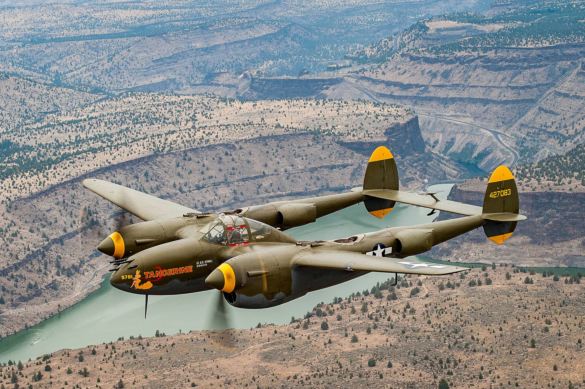 美国洛克希德 P-38 闪电战斗机