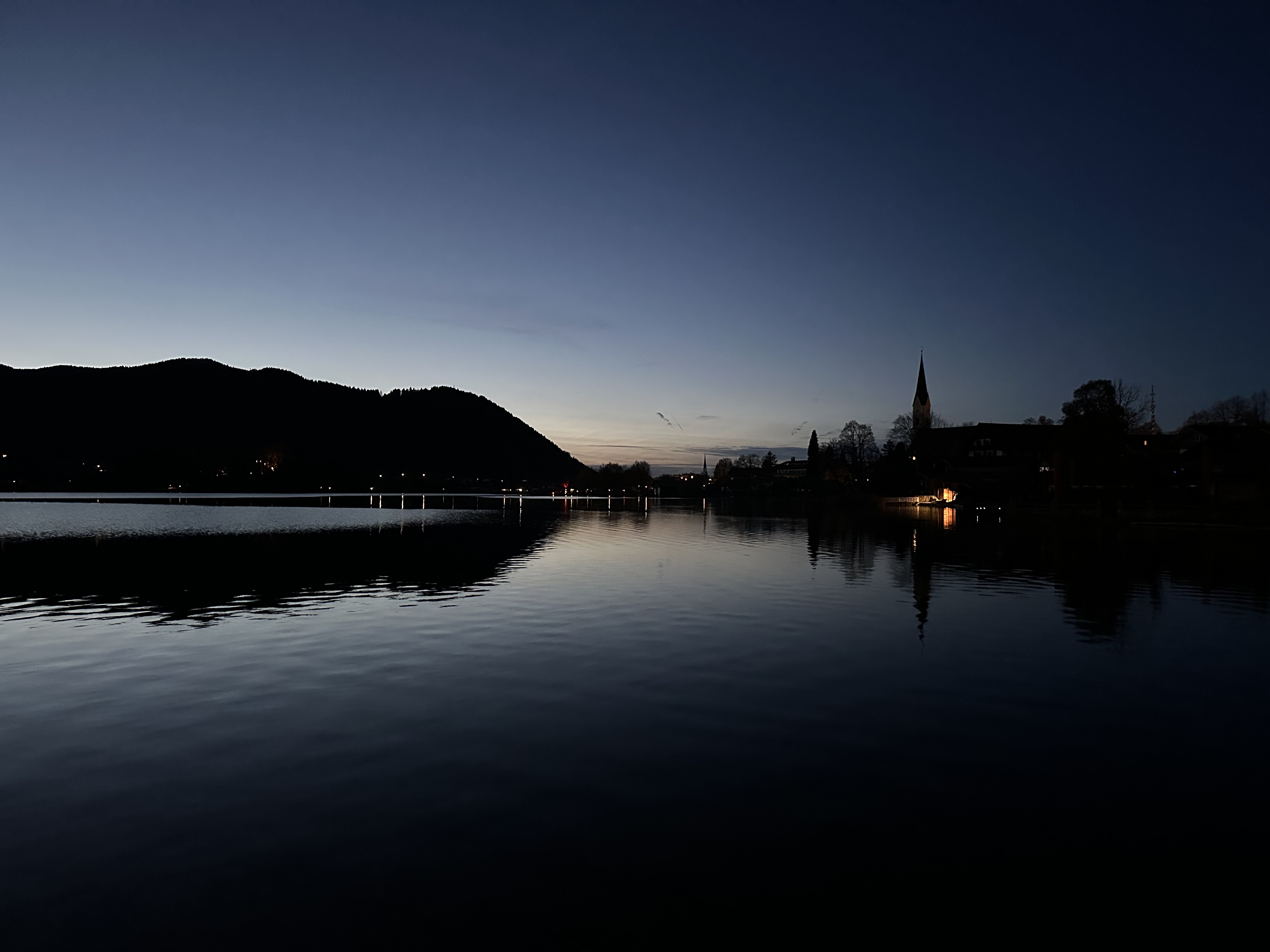 桌面上的壁纸水 日落 天空