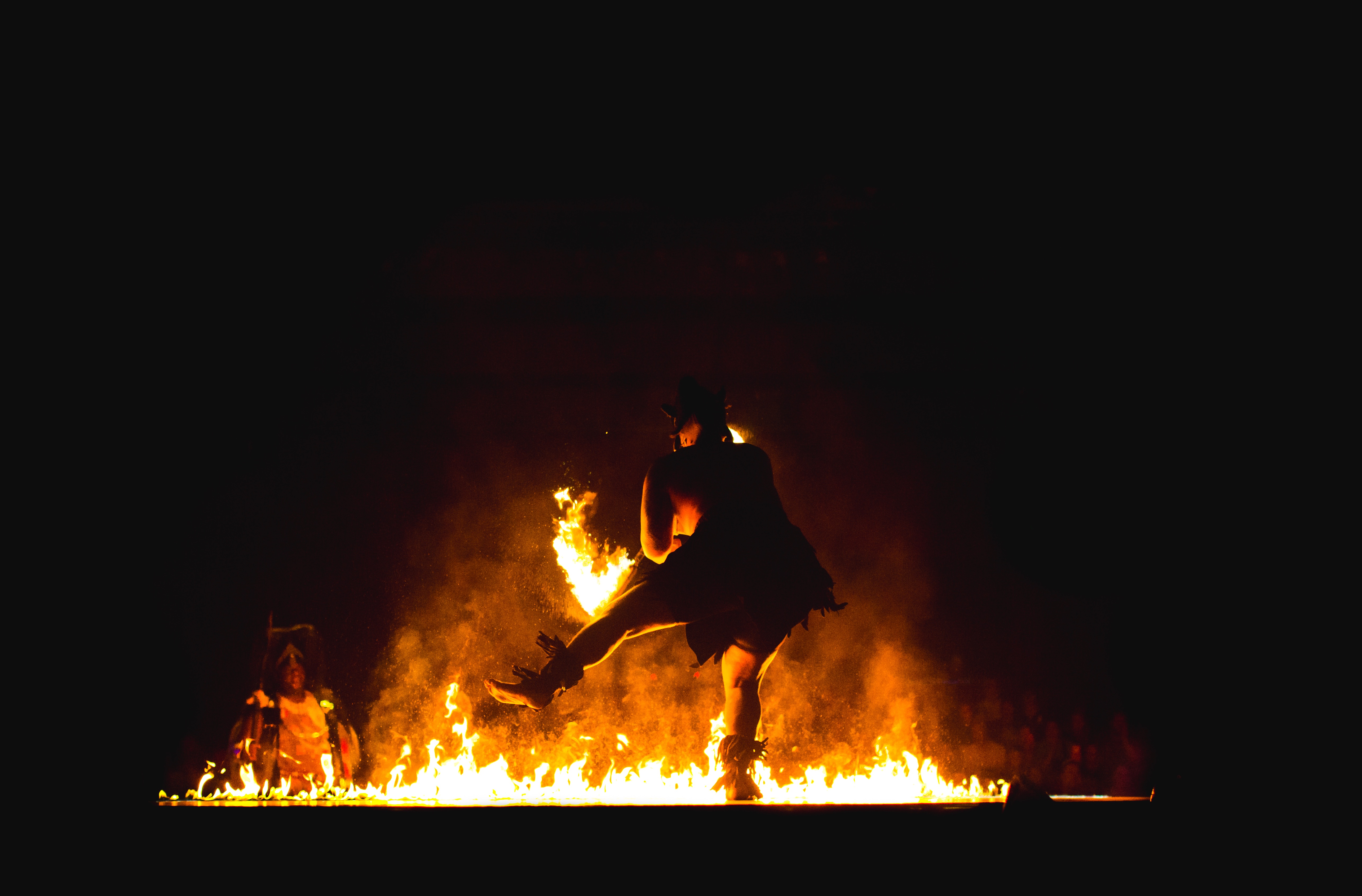 Wallpapers dance flame fire on the desktop