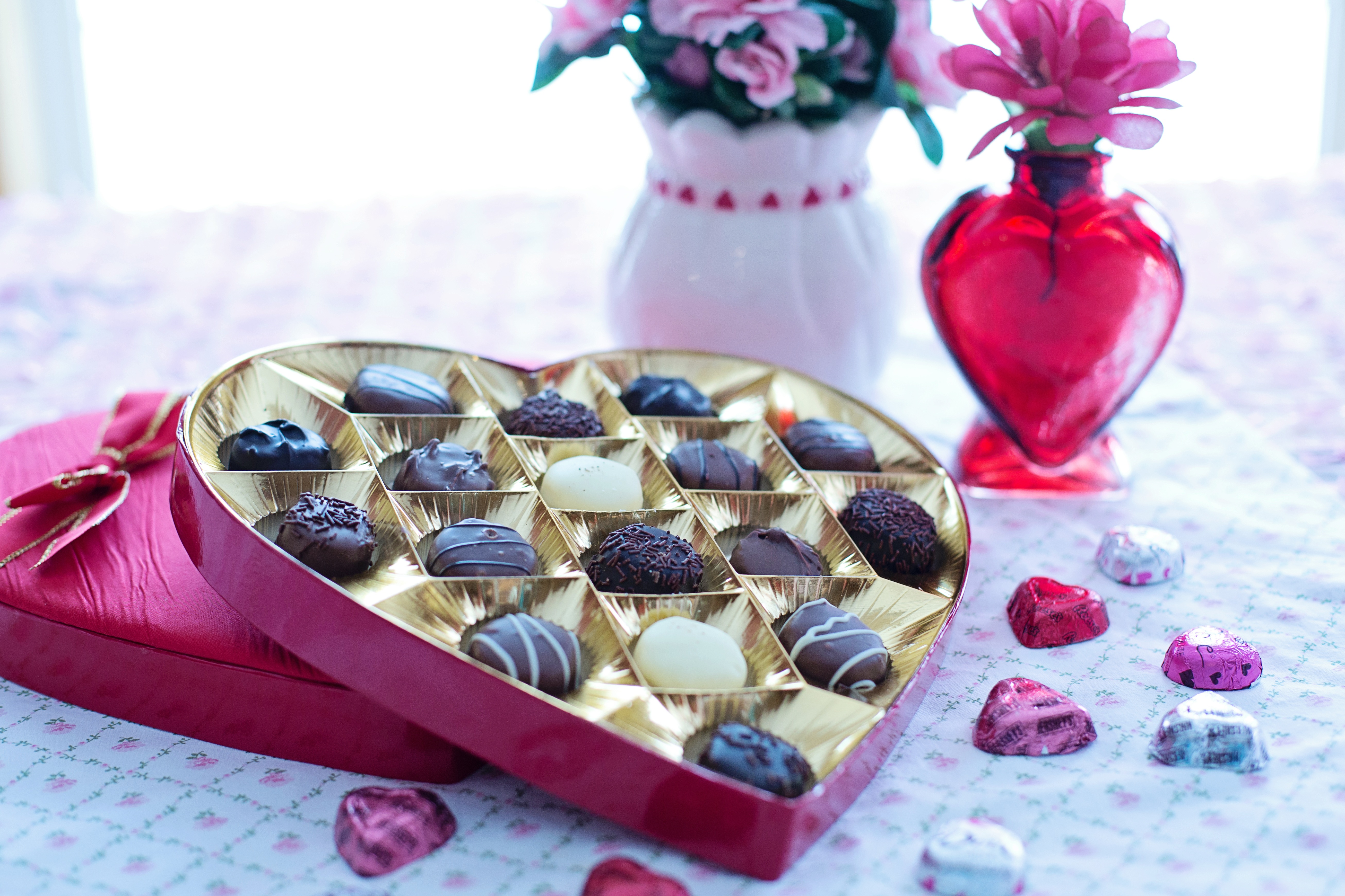 Free photo Heart shaped candy box