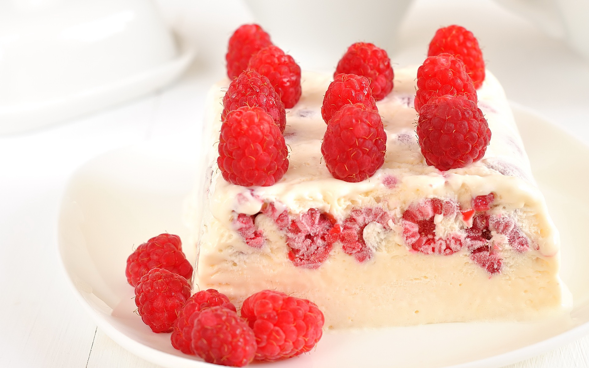 桌面上的壁纸蛋糕 冰激凌 草莓