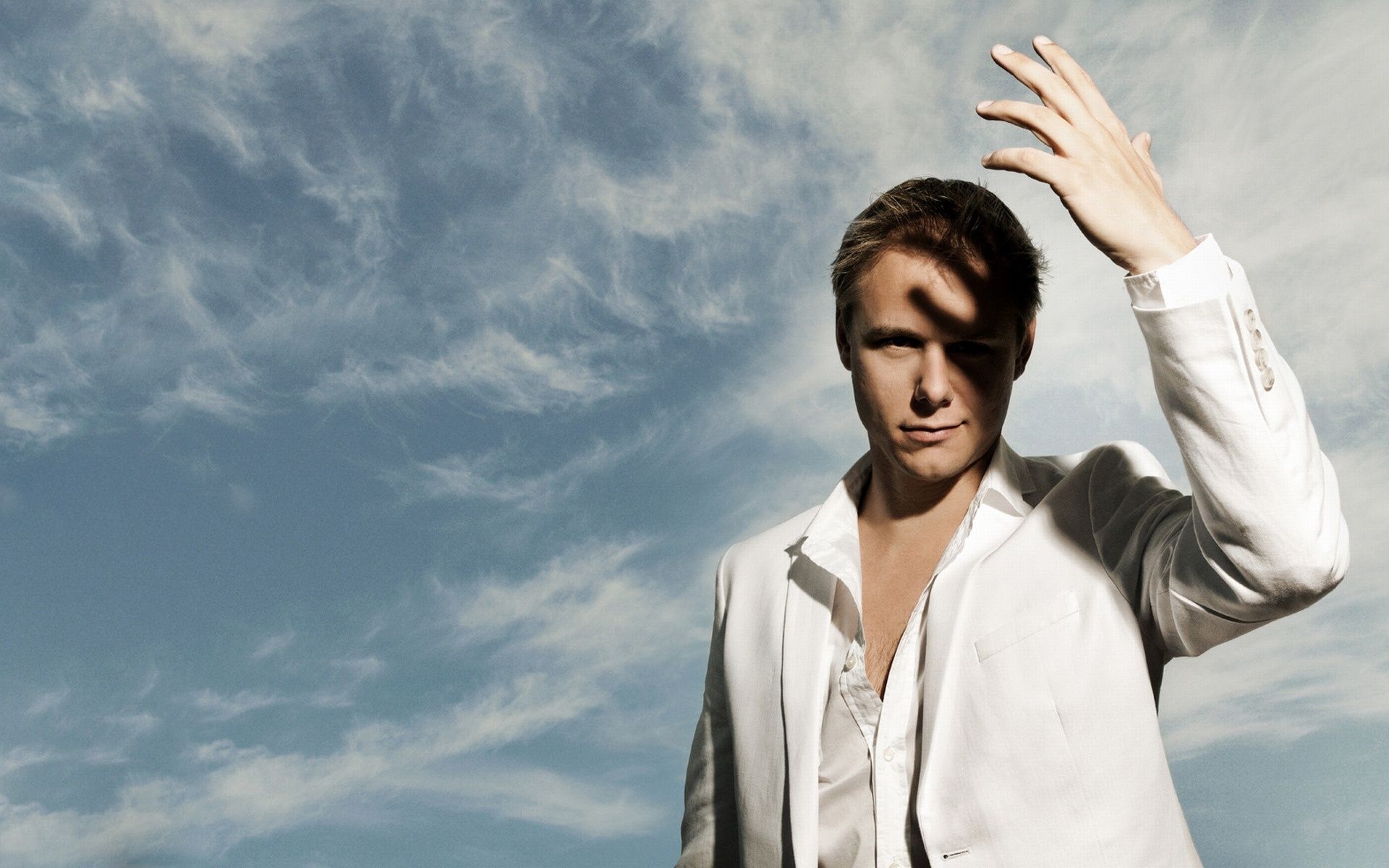 Бесплатное фото Взгляд сквозь солнце