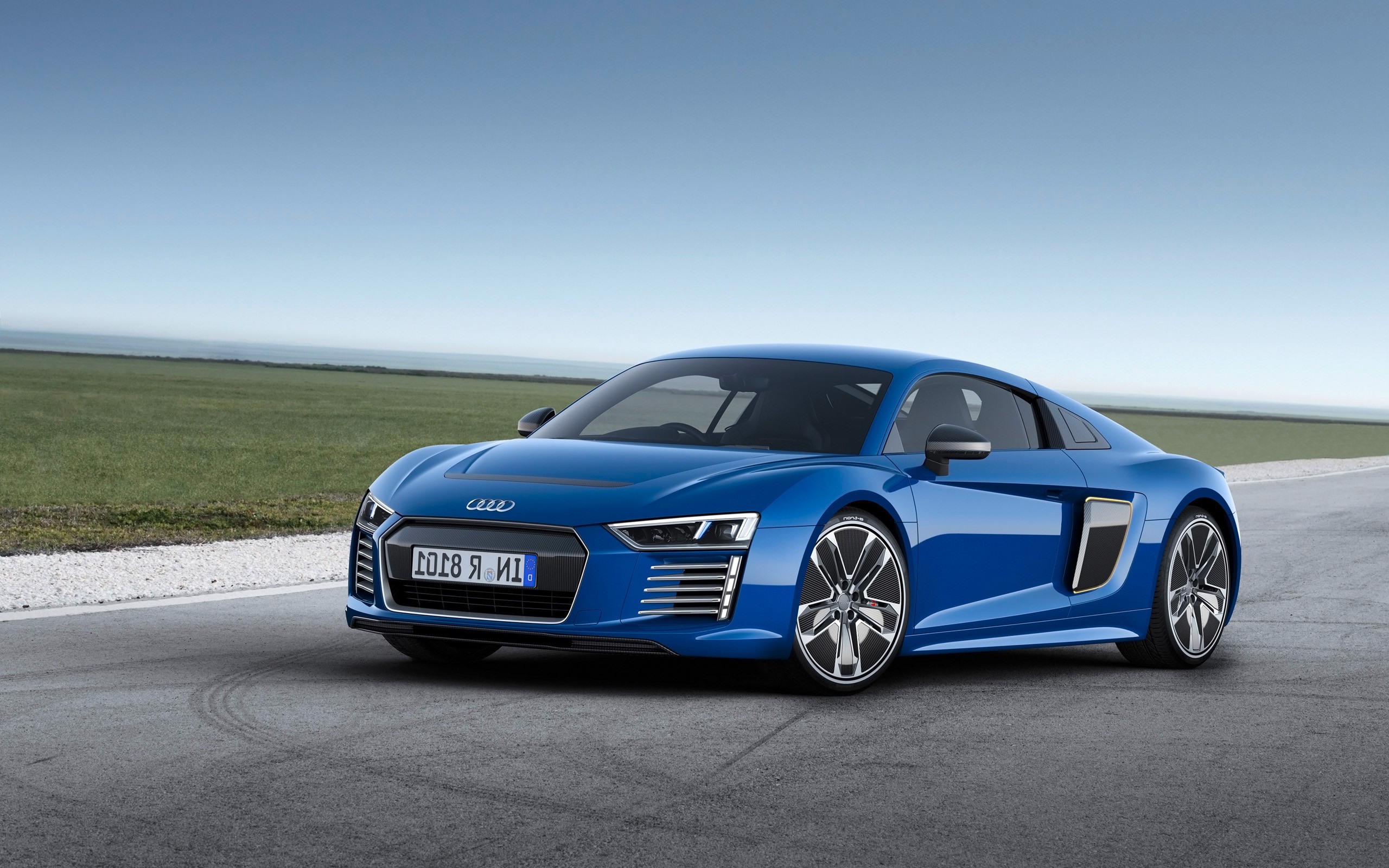 Free photo Blue Audi R8.