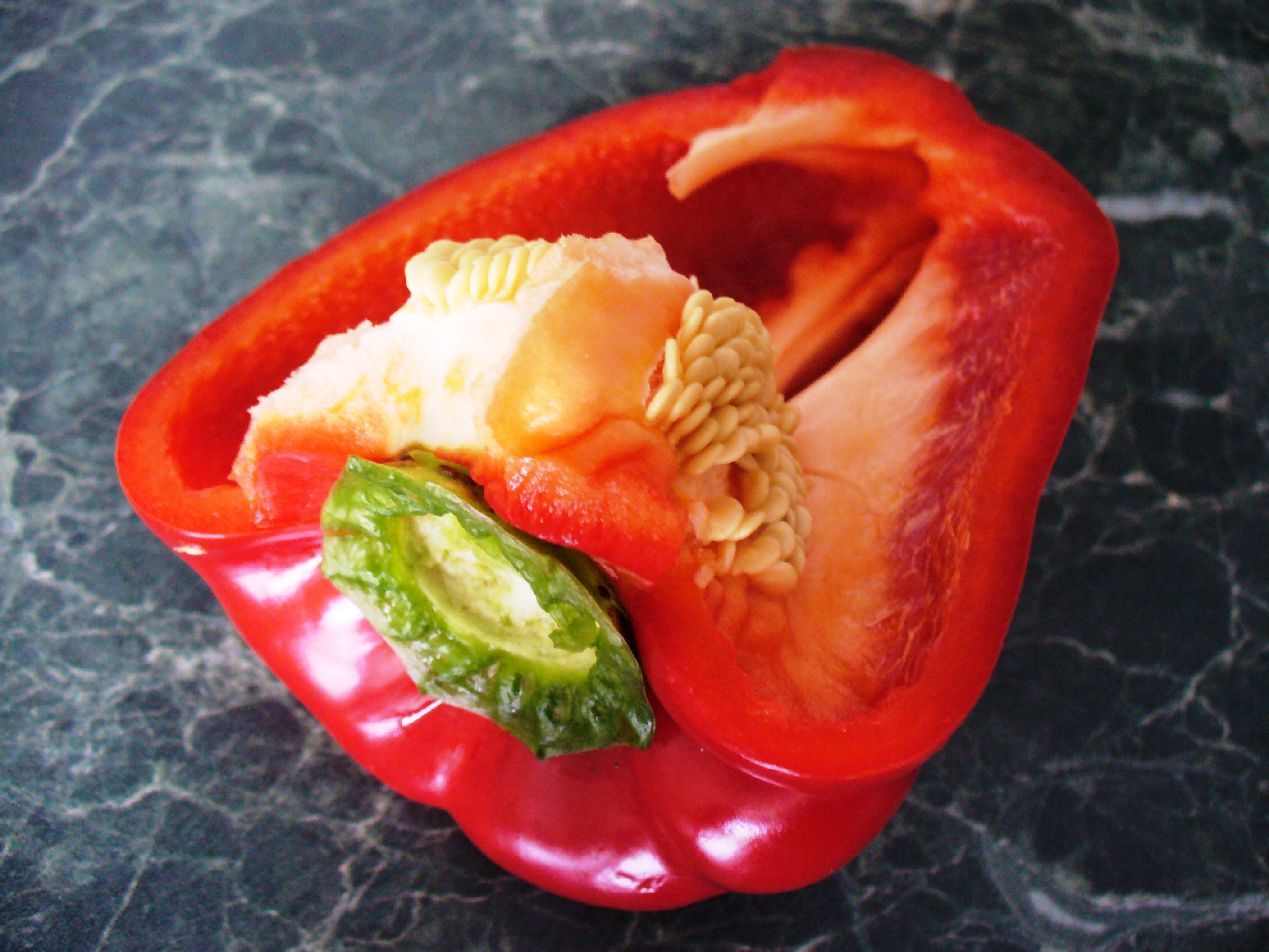 Сладкий перец в разрезе