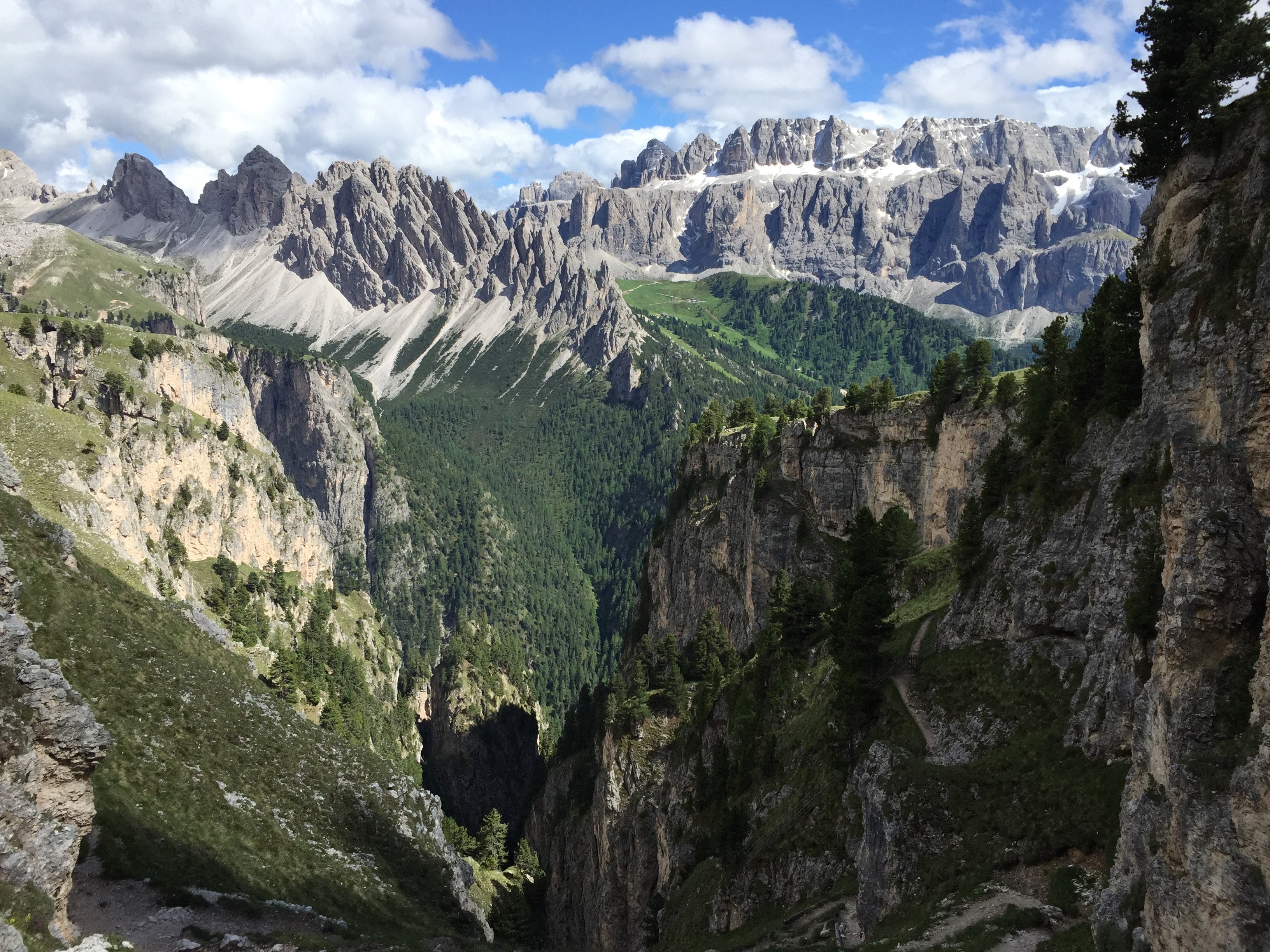 Wallpapers rock wilderness walking on the desktop