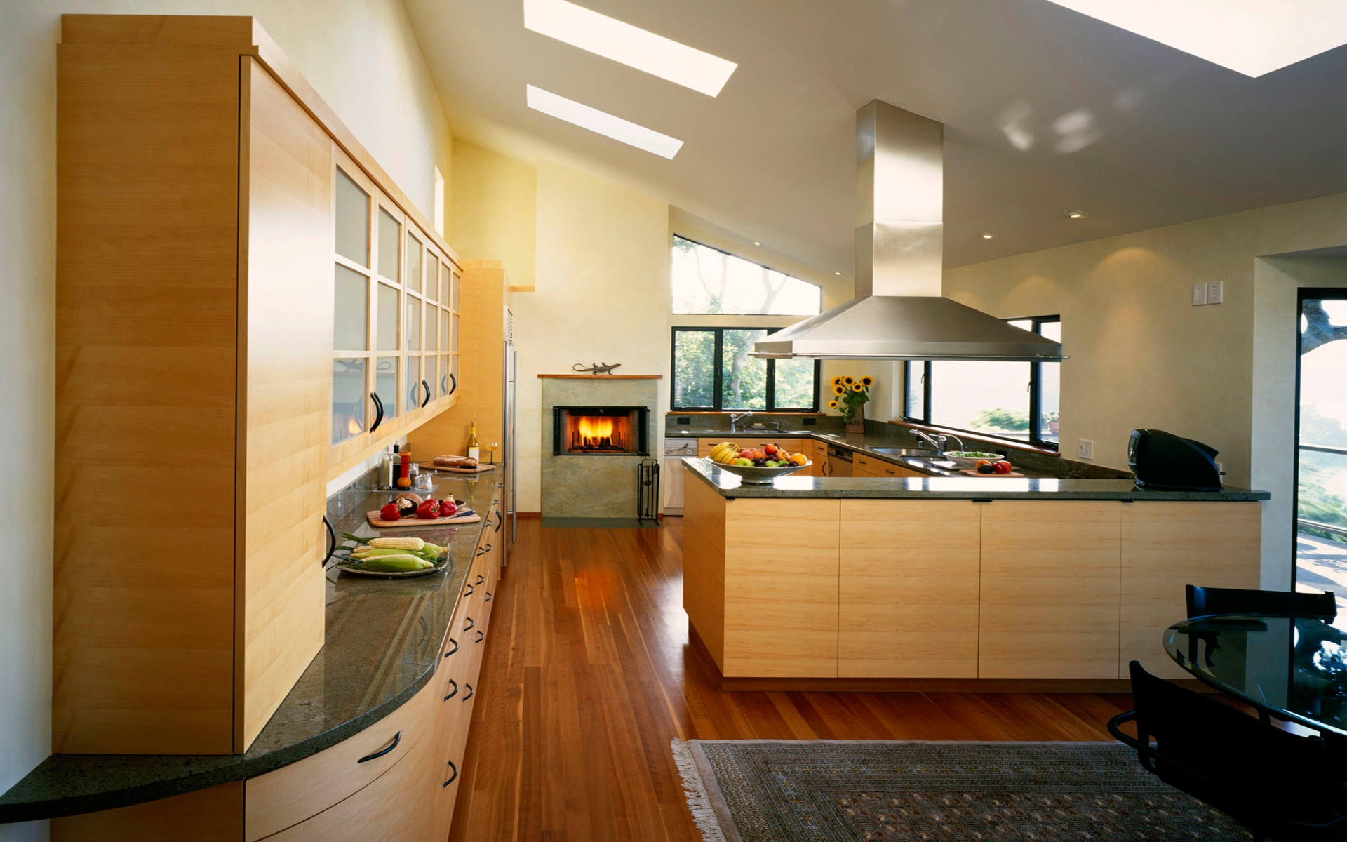 Free photo Interior of a large kitchen in a house