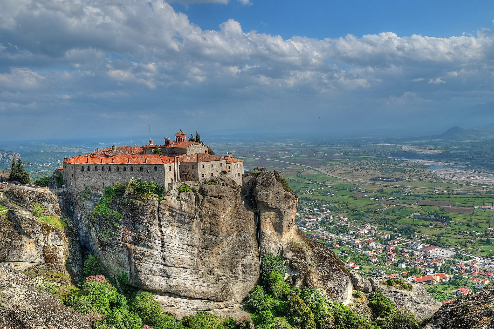 Free photo View photo greece, meteora monasteries